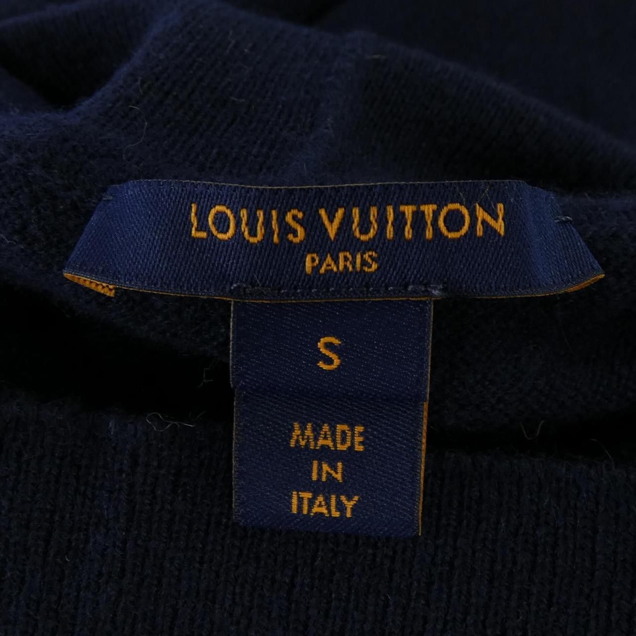 Louis Vuitton Louis Vuitton Louis Vuitton D-ring Turtleneck Cashmere Knitwear Textile Tops FNKL92TL8 DUTY FREE for USA Size ONE SIZE - 5 Thumbnail