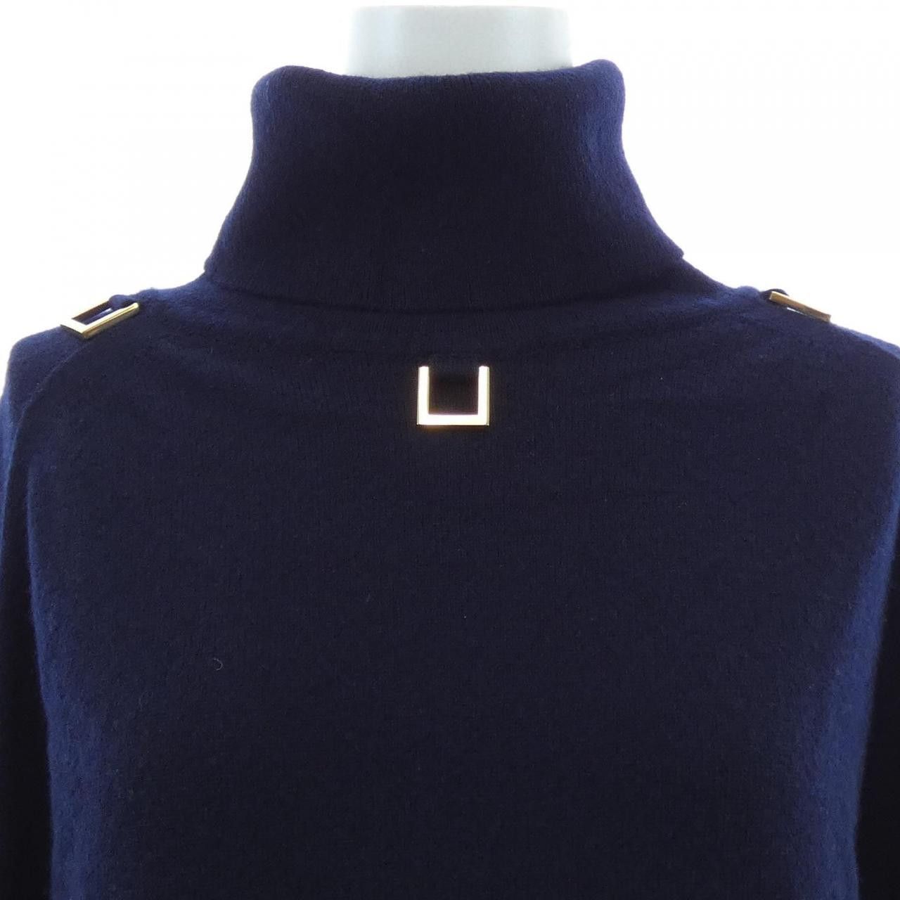 Louis Vuitton Louis Vuitton Louis Vuitton D-ring Turtleneck Cashmere Knitwear Textile Tops FNKL92TL8 DUTY FREE for USA Size ONE SIZE - 6 Thumbnail