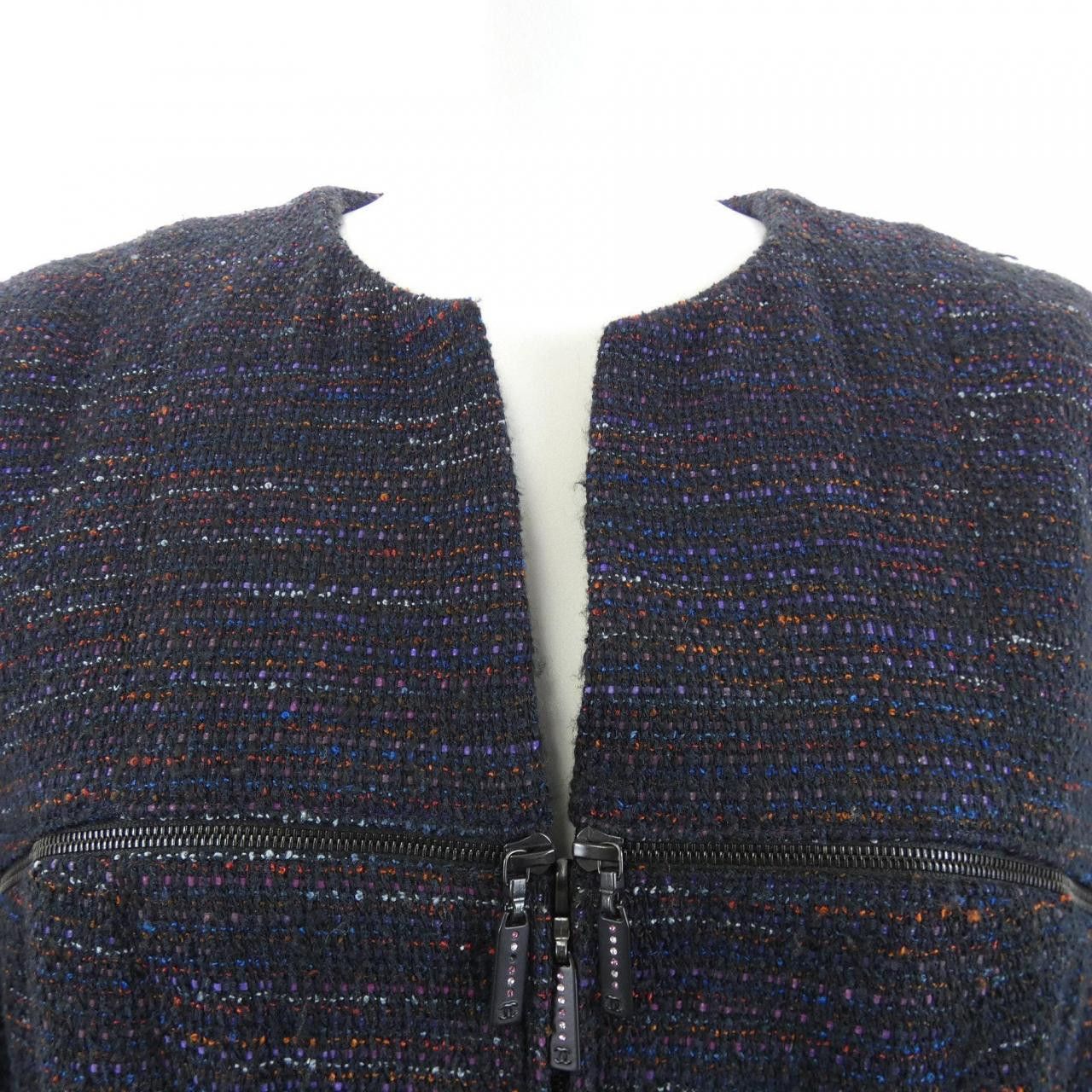 Chanel Chanel Chanel Vintage Suit Textile Suits P19761V11349 DUTY FREE for USA Size ONE SIZE - 5 Thumbnail