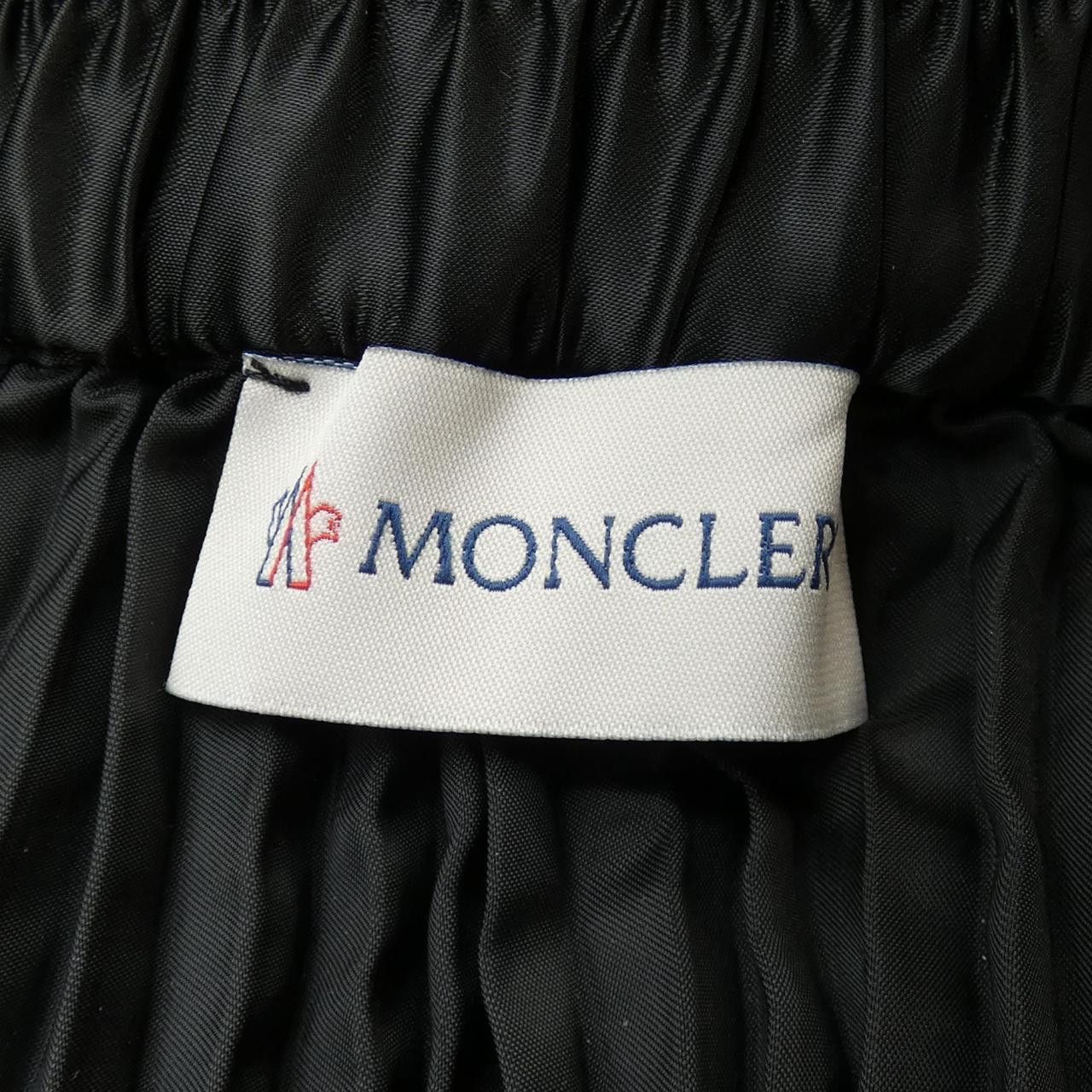 Moncler Moncler Moncler Skirt Others Skirts 20932D71400 DUTY FREE for USA Size ONE SIZE - 4 Thumbnail
