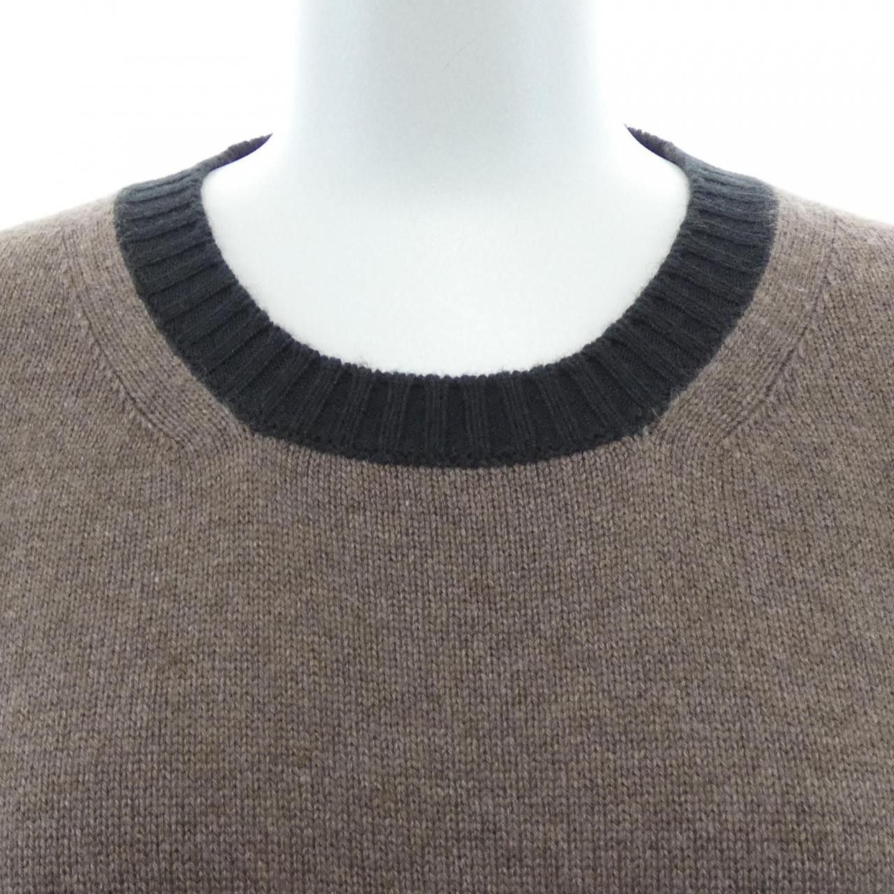 Chanel Chanel Chanel Turnlock Cashmere Dress Textile Dresses P42136K03185 DUTY FREE for USA Size ONE SIZE - 5 Thumbnail