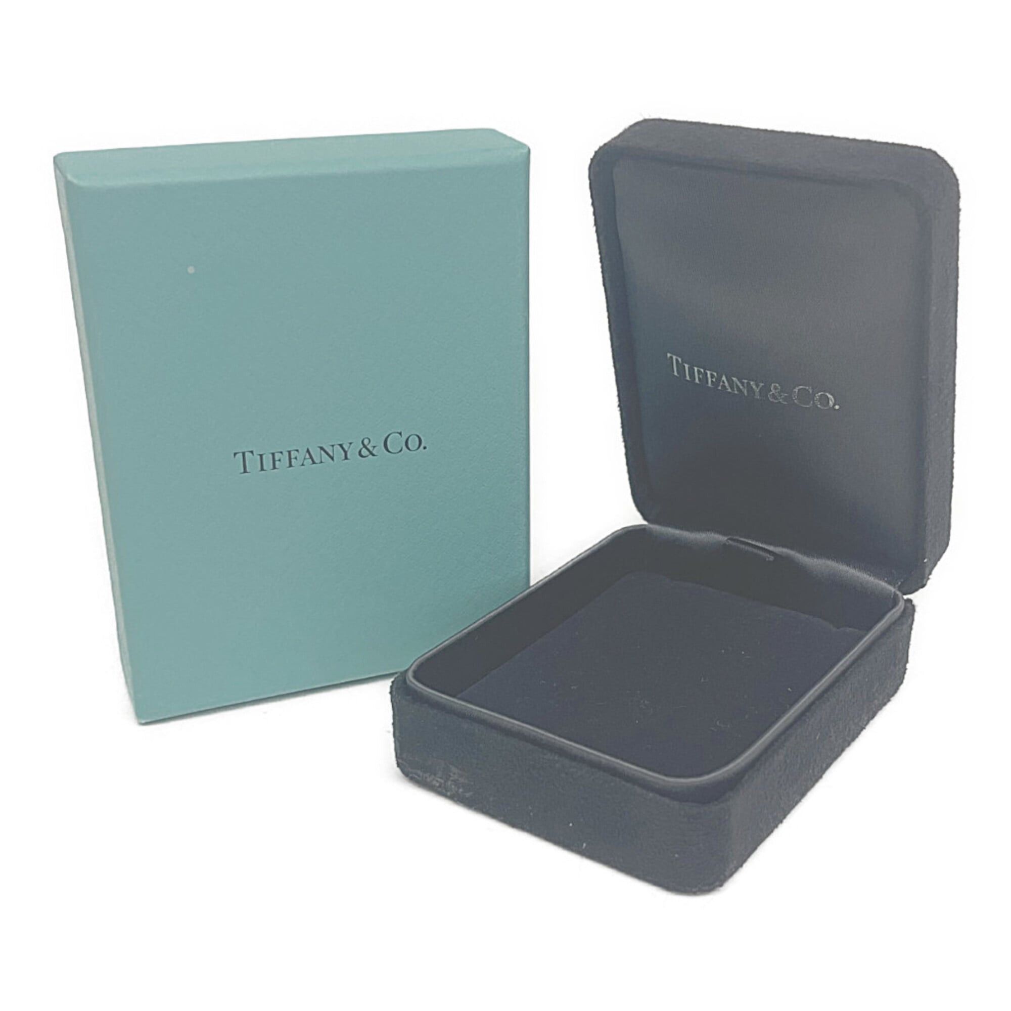 Tiffany & Co. Tiffany Paloma Picasso Kiss & Hug Necklace Pink Gold (18K) No Stone Men,Women Fashion Pendant Necklace (Pink Gold) Size ONE SIZE - 12 Thumbnail
