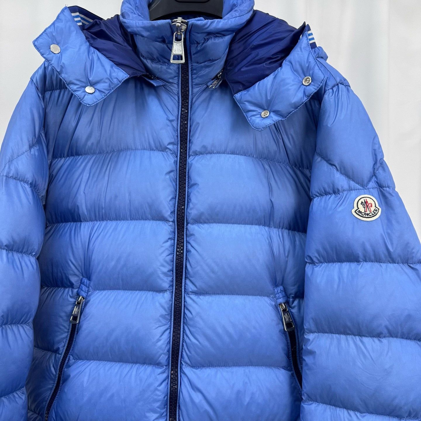 Moncler Moncler Logo Patch Hooded Puffer Jacket Blue Size 4 Size US XL / EU 56 / 4 - 4 Thumbnail