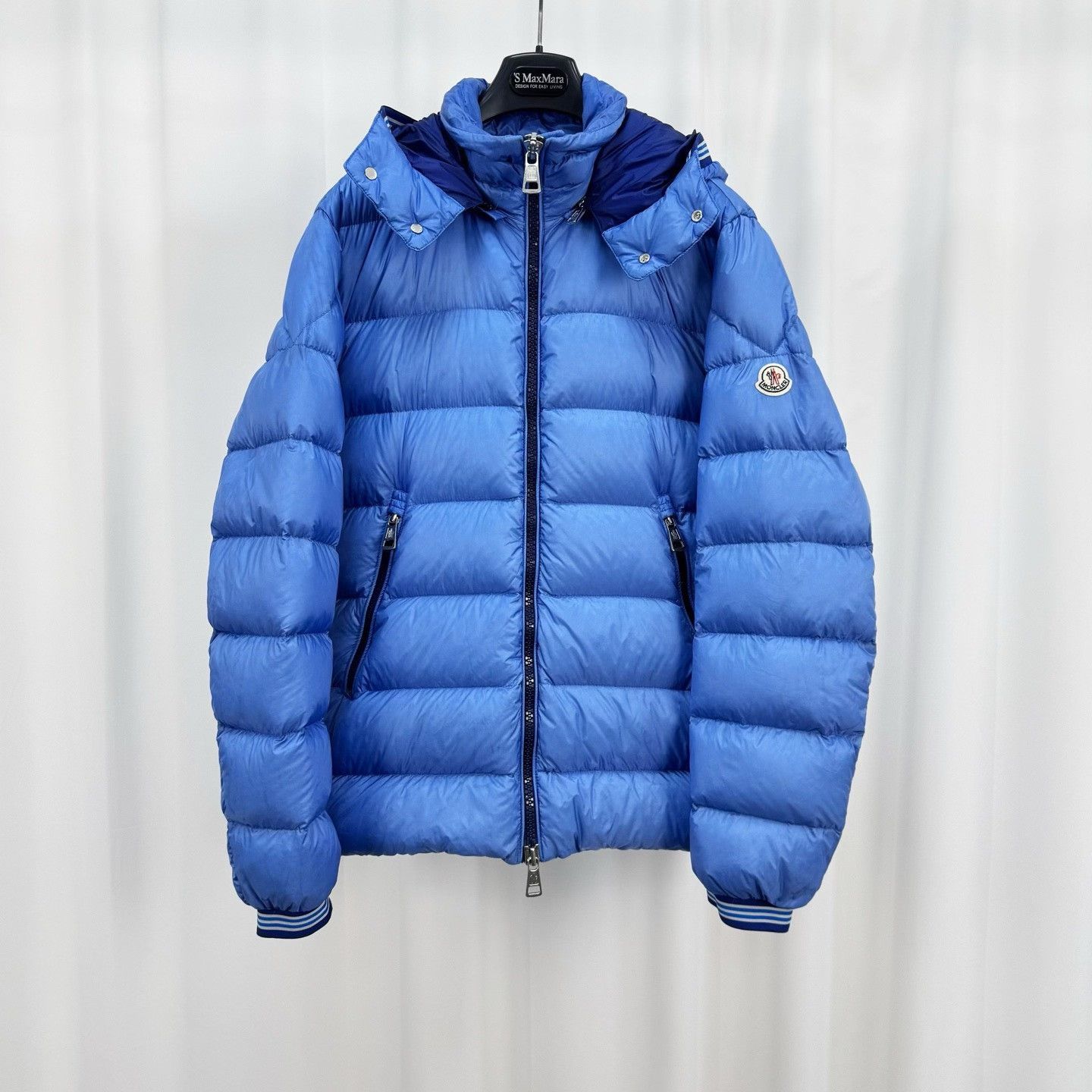 Moncler Moncler Logo Patch Hooded Puffer Jacket Blue Size 4 Size US XL / EU 56 / 4 - 2 Thumbnail
