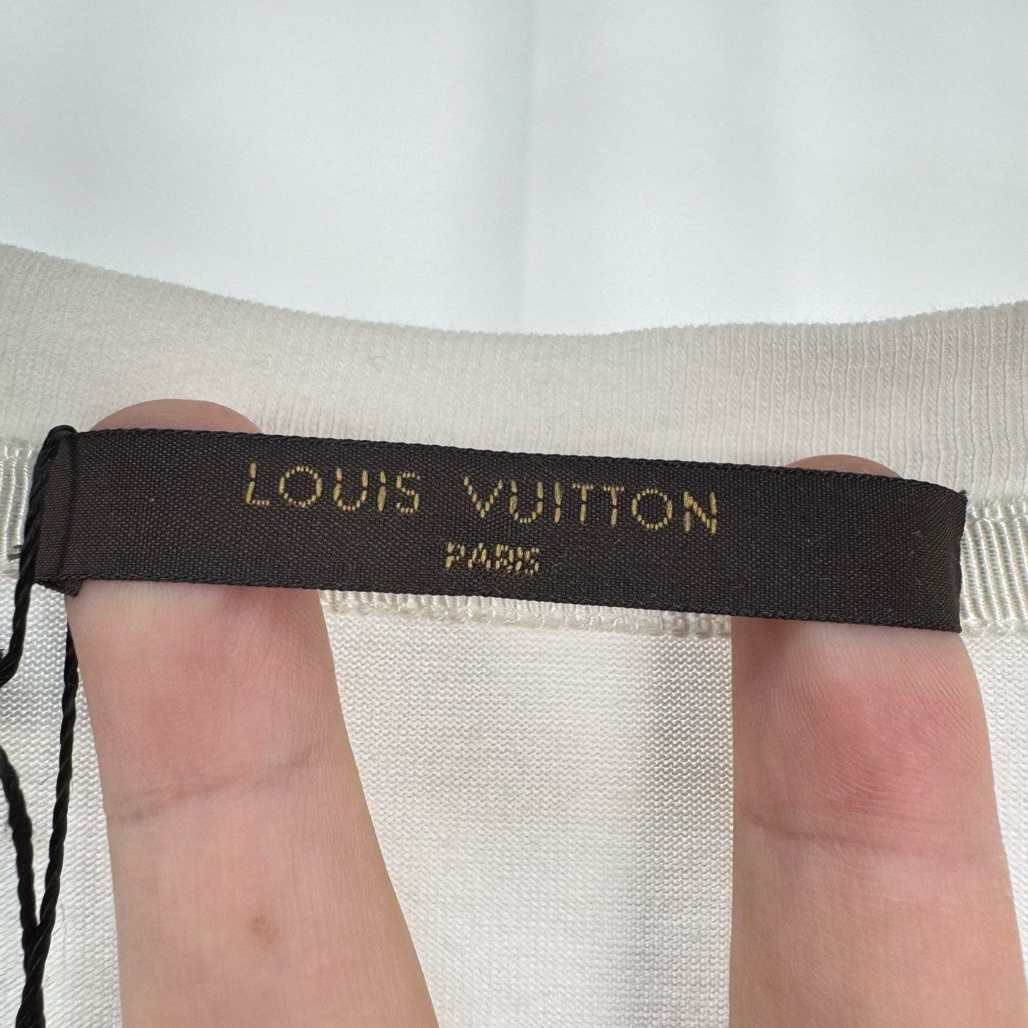 Louis Vuitton Louis Vuitton America's Cup Flocked V T-Shirt US XXL Size US XXL / EU 58 / 5 - 6 Thumbnail