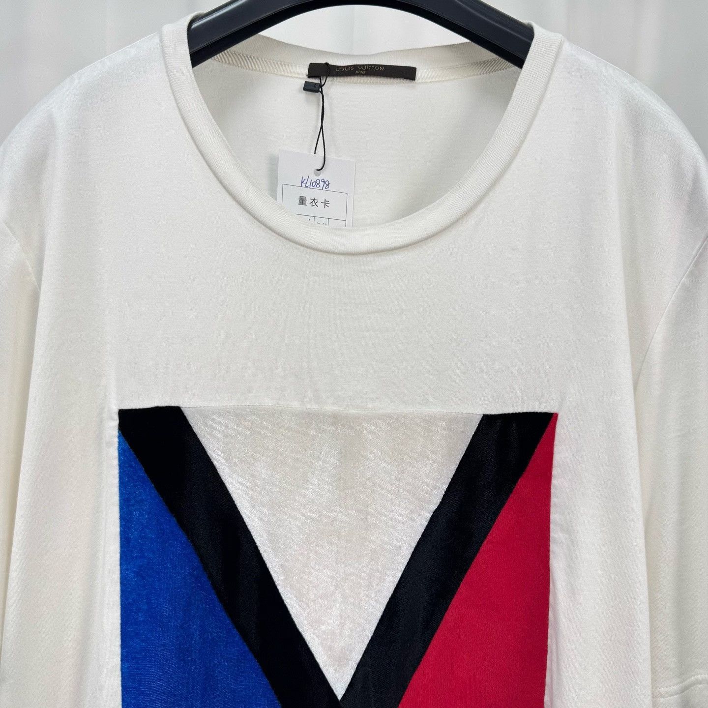 Louis Vuitton Louis Vuitton America's Cup Flocked V T-Shirt US XXL Size US XXL / EU 58 / 5 - 4 Thumbnail