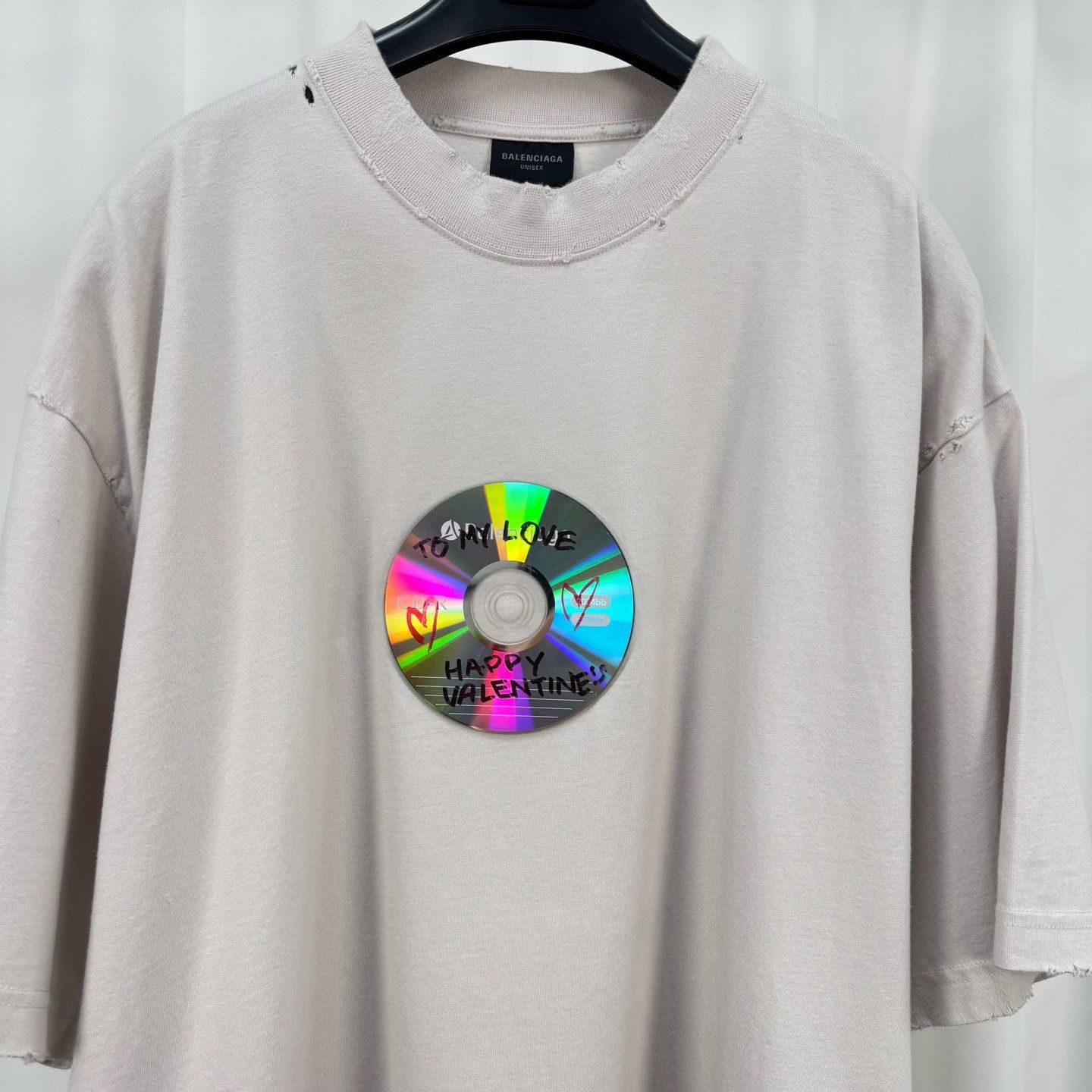 Balenciaga Balenciaga Valentine's Day CD Print T-Shirt L Size US L / EU 52-54 / 3 - 4 Thumbnail