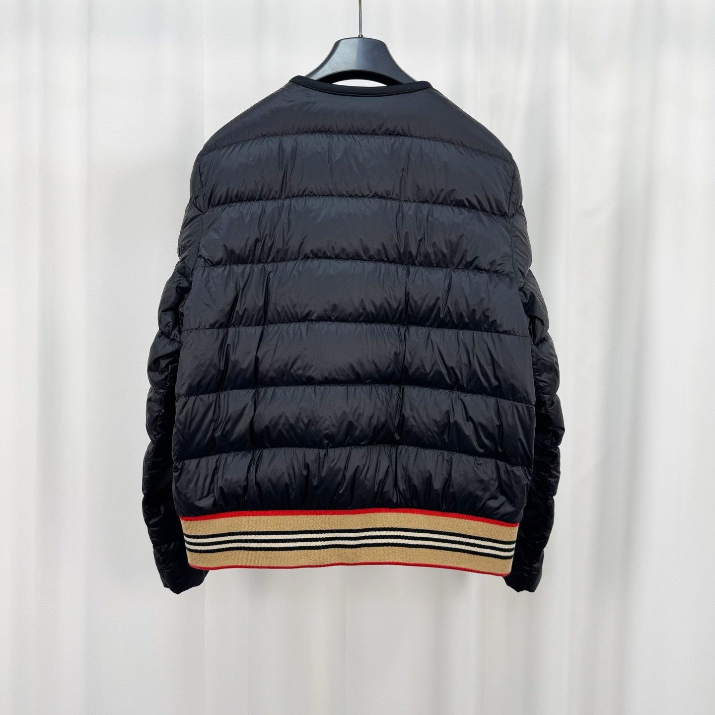 Burberry Burberry Check Trim Quilted Puffer Jacket L Size US L / EU 52-54 / 3 - 3 Thumbnail