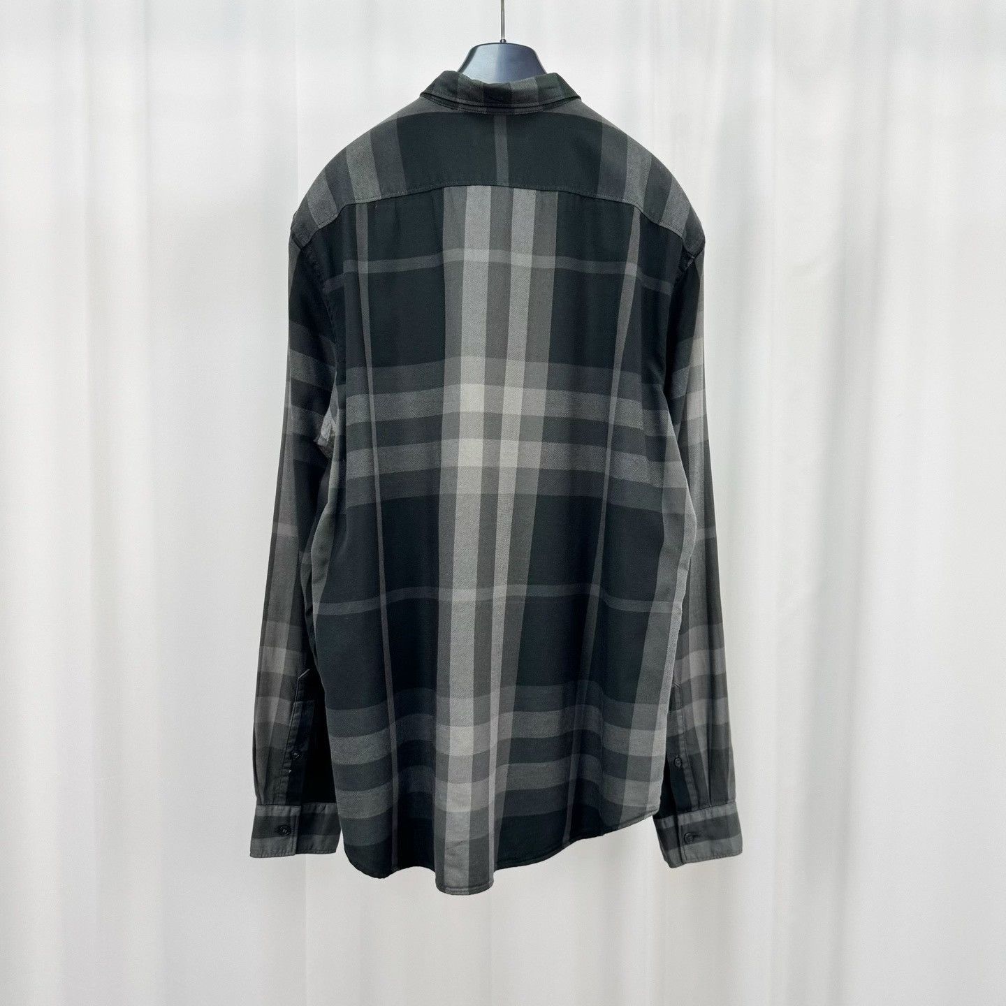 Burberry Burberry Classic Check Long Sleeve Shirt L Size US L / EU 52-54 / 3 - 3 Thumbnail