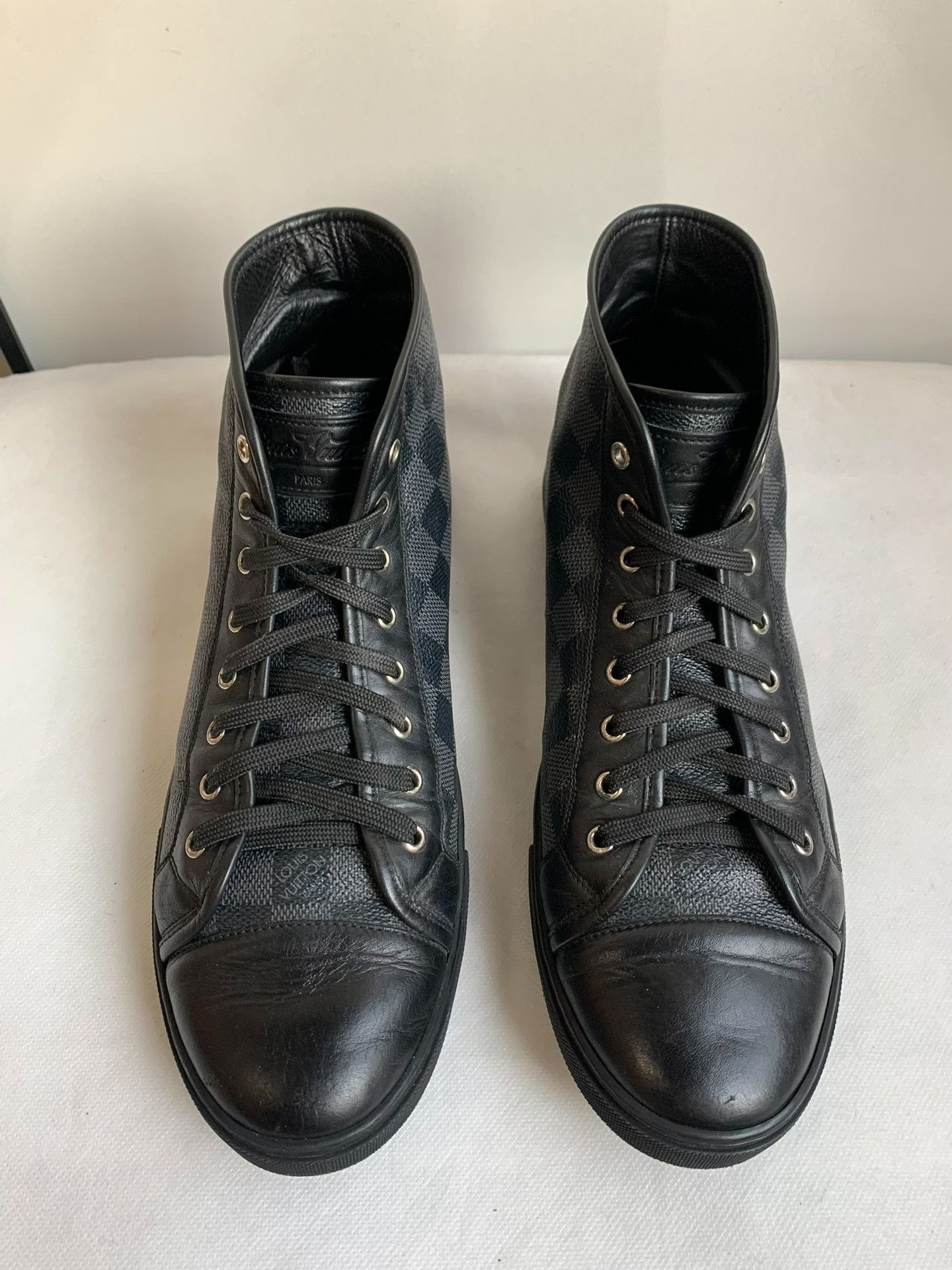 Louis Vuitton Louis Vuitton Damier Graphite Hi-Top Sneakers 7.5 Size US 8.5 / EU 41-42 - 2 Thumbnail