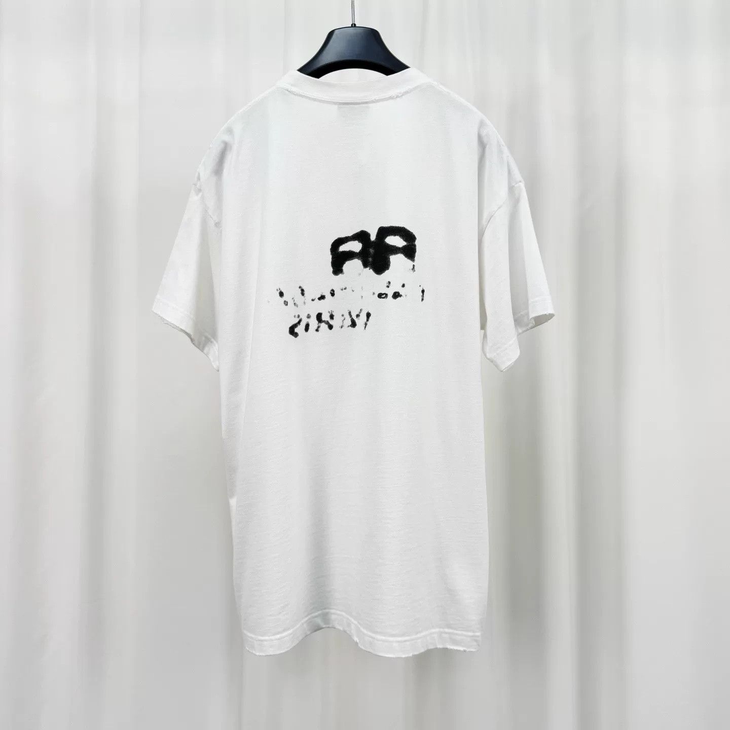Balenciaga Balenciaga Graffiti Logo T-Shirt M Size US M / EU 48-50 / 2 - 3 Thumbnail