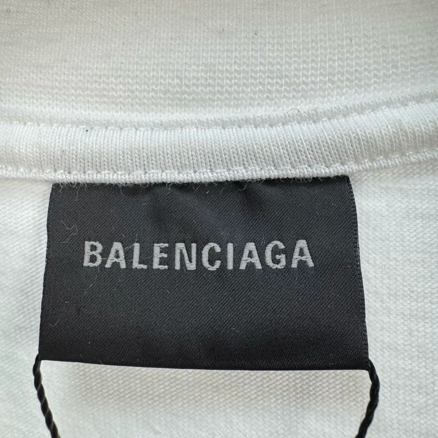 Balenciaga Balenciaga Graffiti Logo T-Shirt M Size US M / EU 48-50 / 2 - 6 Thumbnail