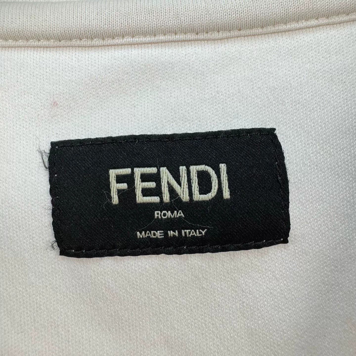 Fendi Fendi Multi-Pocket Utility T-Shirt M Size US M / EU 48-50 / 2 - 7 Thumbnail