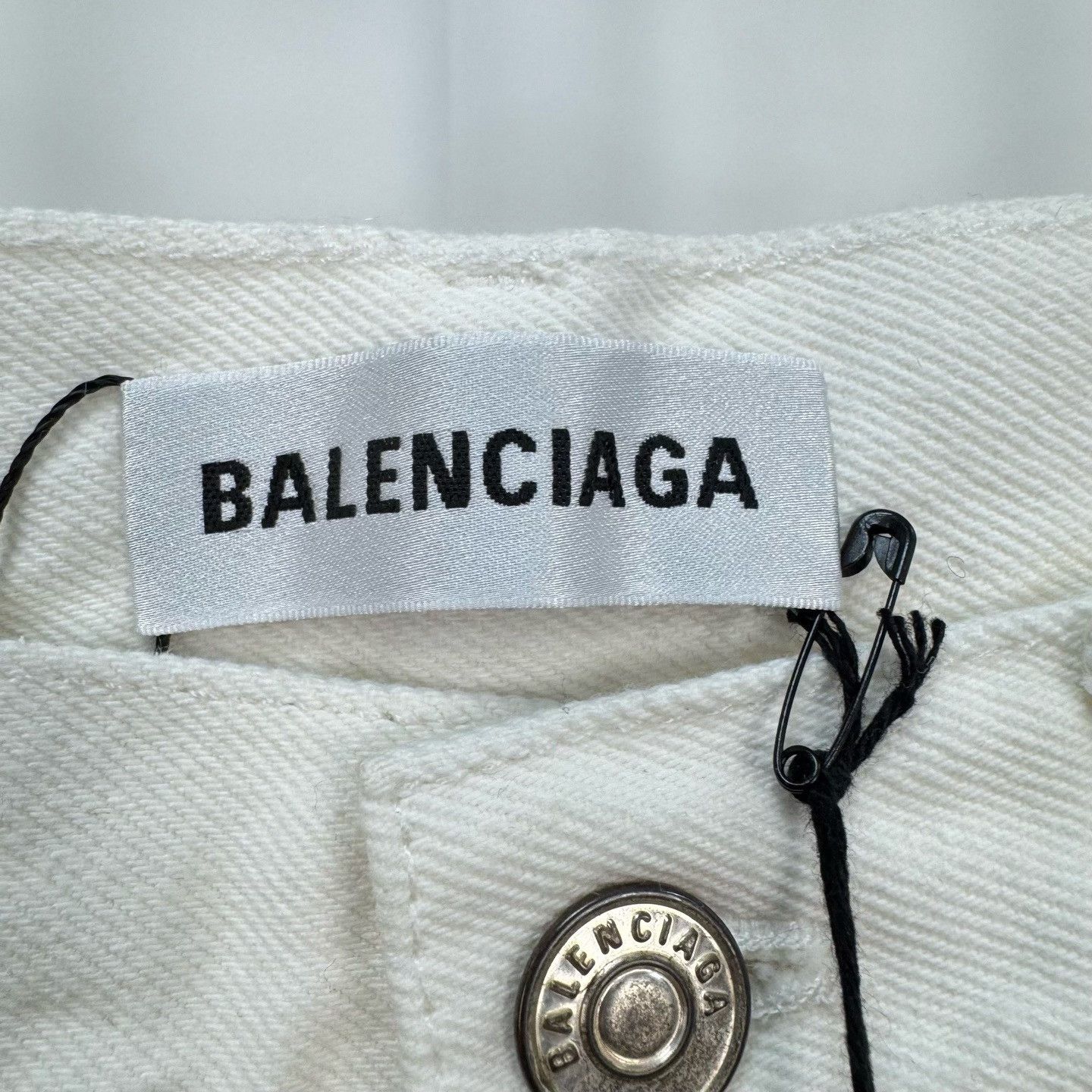Balenciaga Balenciaga White Denim Jeans Size 26 Size US 26 / EU 42 - 7 Thumbnail