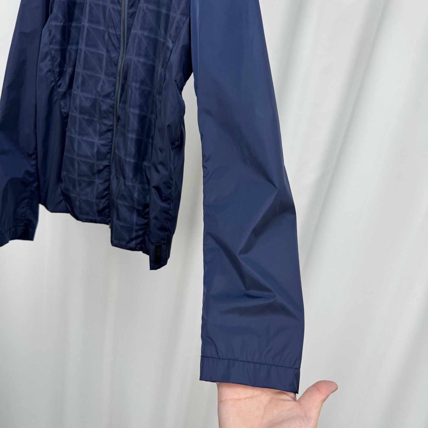 Armani Collezioni Armani Collezioni Water Repellent Grid Light Jacket 46 Size US S / EU 44-46 / 1 - 5 Thumbnail