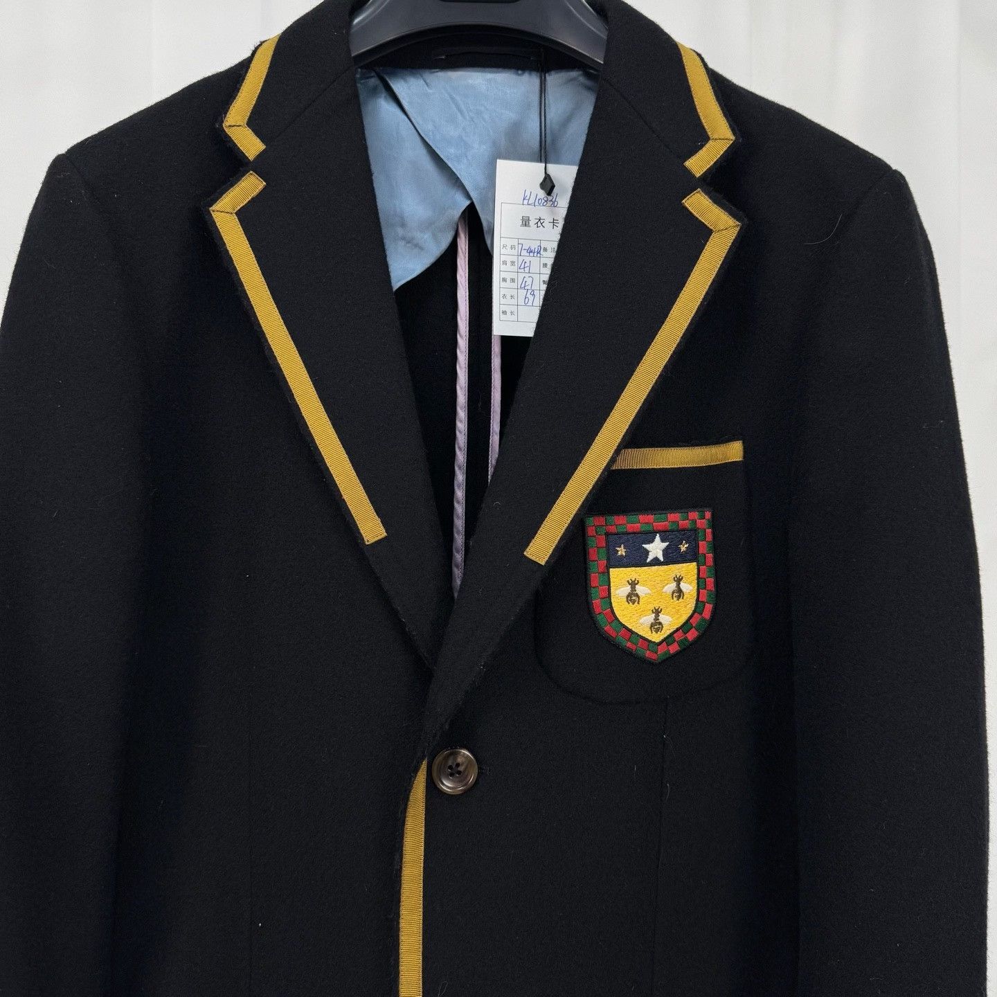 Gucci Gucci Bee Crest Trim Wool Blazer Size 44R Size 34R - 4 Thumbnail