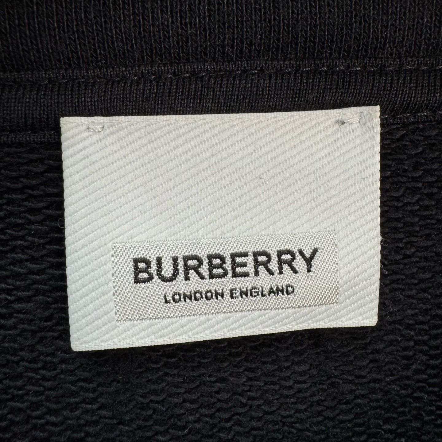 Burberry Burberry Embroidered Graphic Hoodie L Size US L / EU 52-54 / 3 - 6 Thumbnail