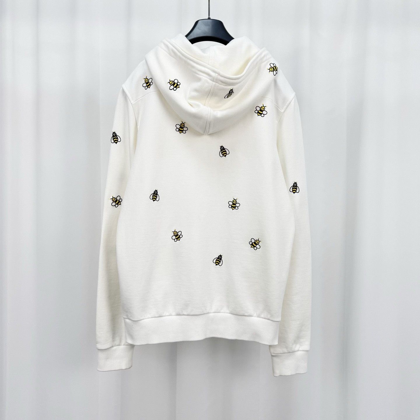 Dior Dior x Kaws Bee Embroidered Zip Hoodie M Size US M / EU 48-50 / 2 - 3 Thumbnail