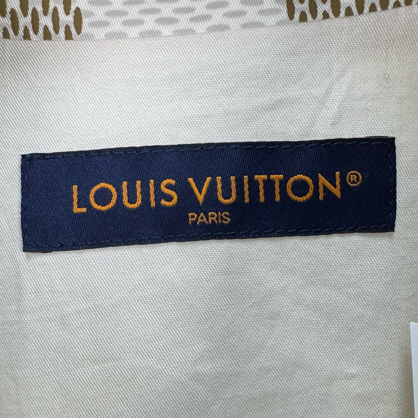 Louis Vuitton Louis Vuitton Damier Pattern Light Jacket XL Size US XL / EU 56 / 4 - 7 Thumbnail