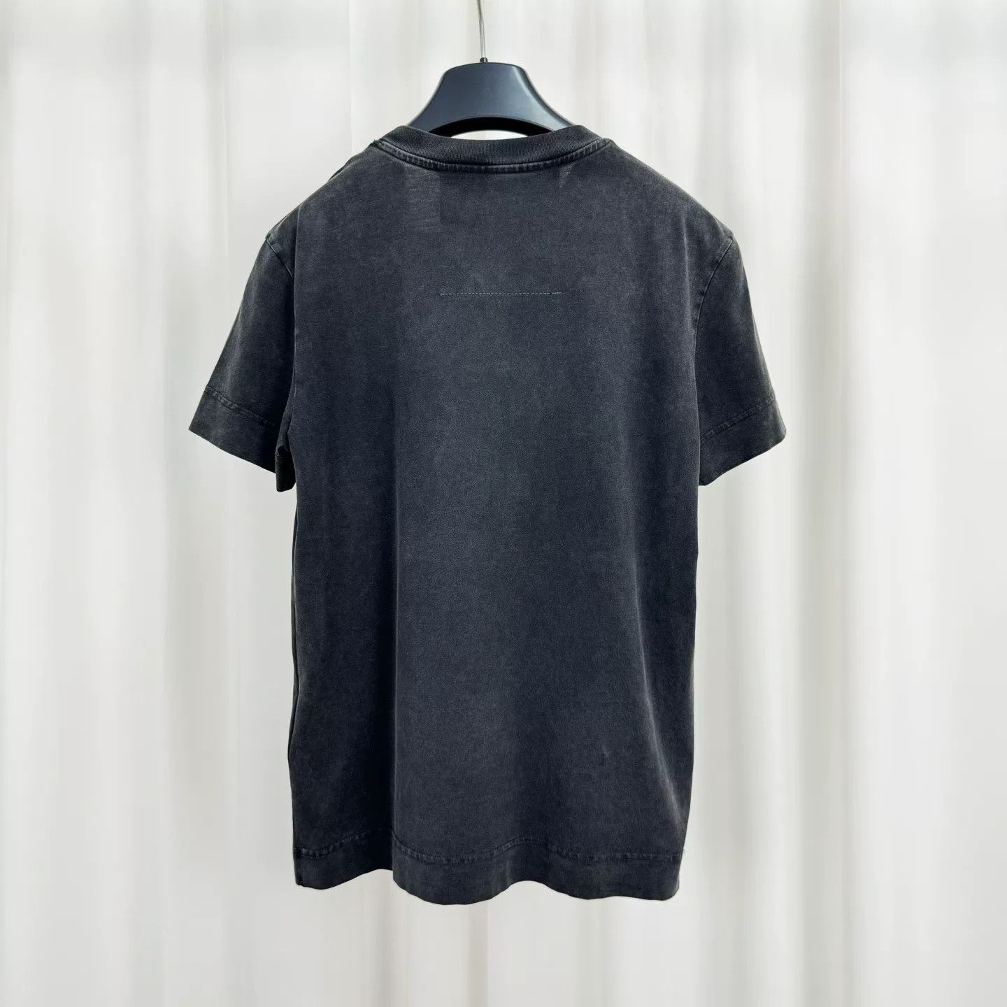 Givenchy Givenchy Flocked Logo Washed T-Shirt XS Size US XS / EU 42 / 0 - 3 Thumbnail