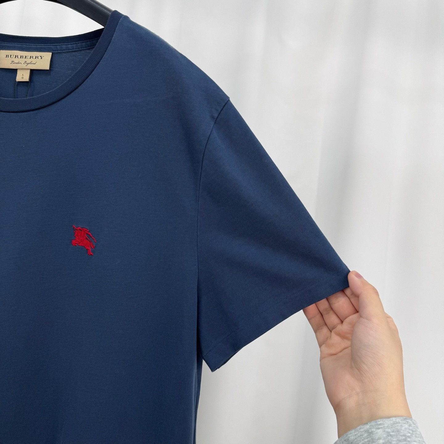 Burberry Burberry Embroidered Logo T-Shirt Size L Size US L / EU 52-54 / 3 - 5 Thumbnail
