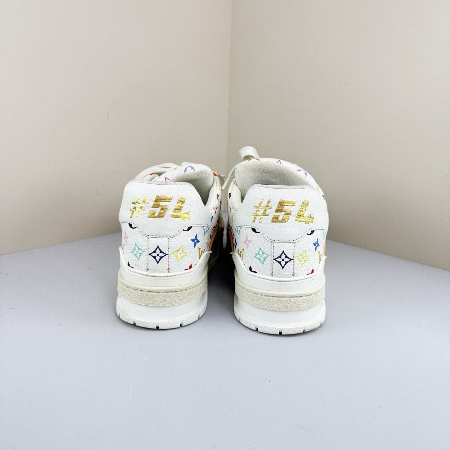 Louis Vuitton Louis Vuitton Murakami Multicolor Trainer Size 7 Size US 7 / EU 40 - 4 Thumbnail