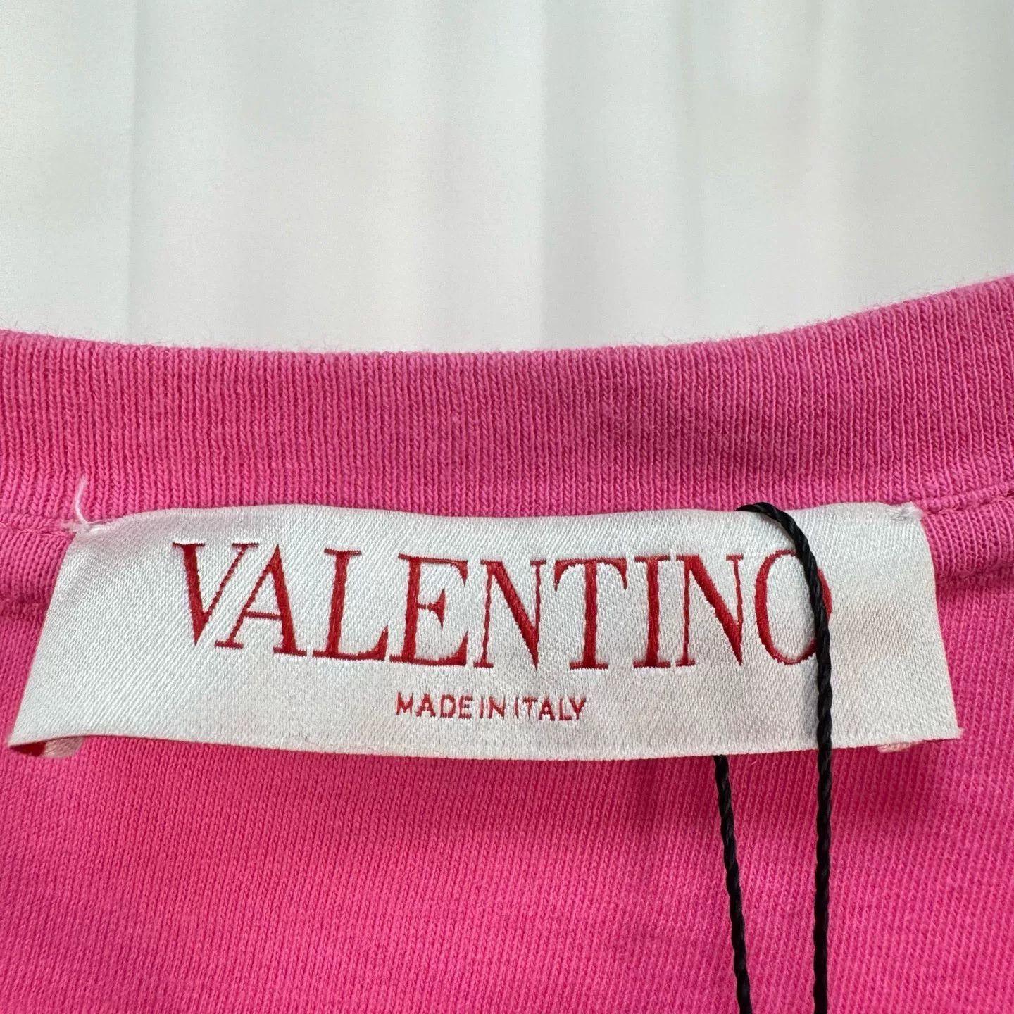 Valentino Valentino Embossed Logo T-Shirt Size M Size US M / EU 48-50 / 2 - 6 Thumbnail