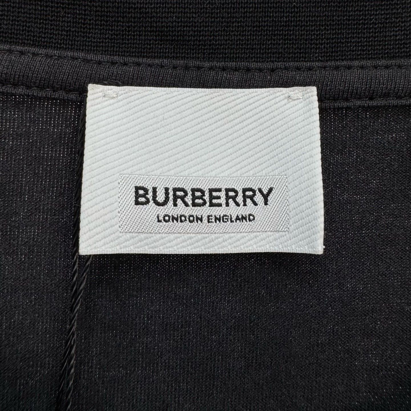 Burberry Burberry Embroidered TB Logo T-Shirt XXL Size US XXL / EU 58 / 5 - 6 Thumbnail