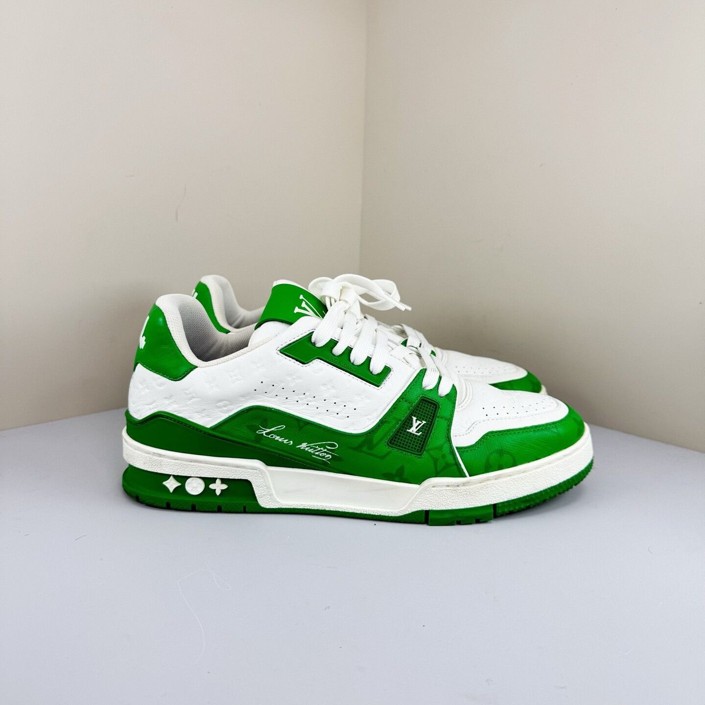 Louis Vuitton Louis Vuitton Monogram Trainer Sneakers Size 7 Size US 8 / EU 41 - 5 Thumbnail