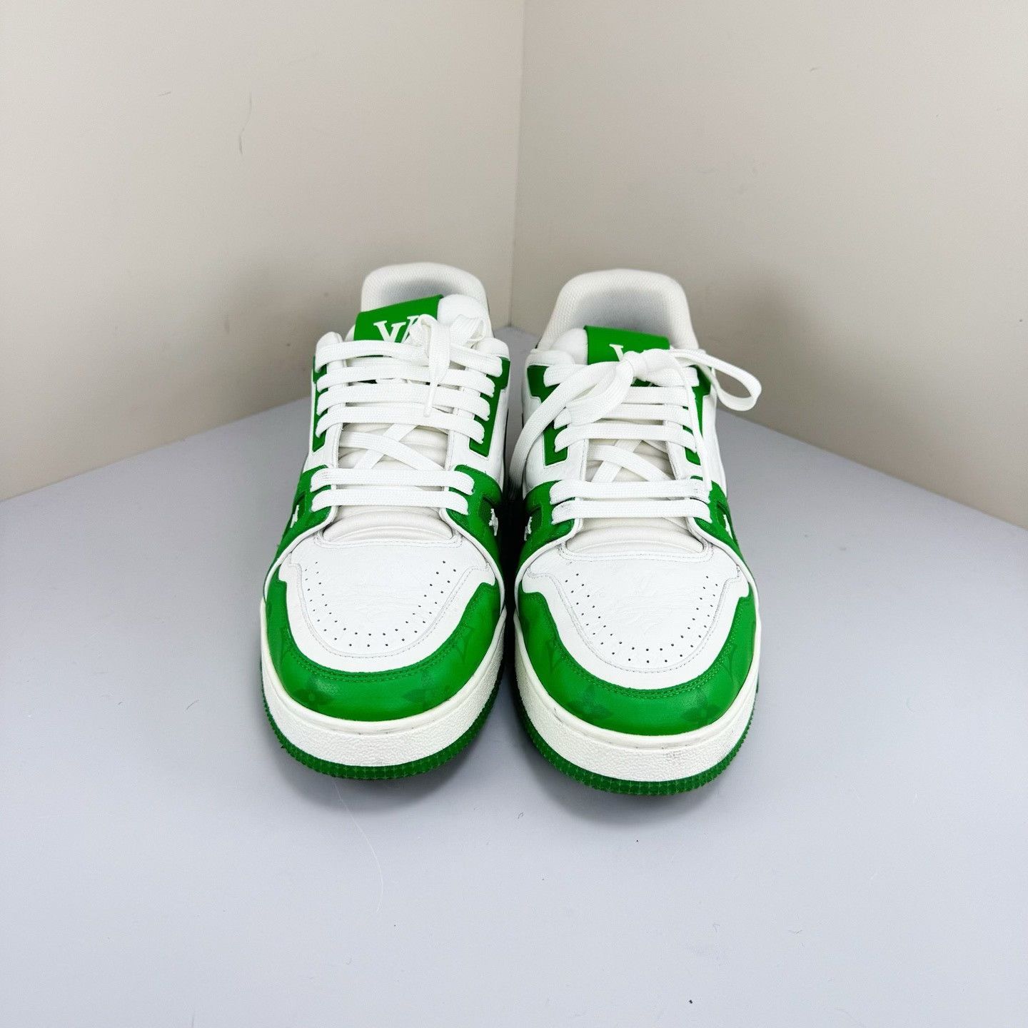 Louis Vuitton Louis Vuitton Monogram Trainer Sneakers Size 7 Size US 8 / EU 41 - 3 Thumbnail