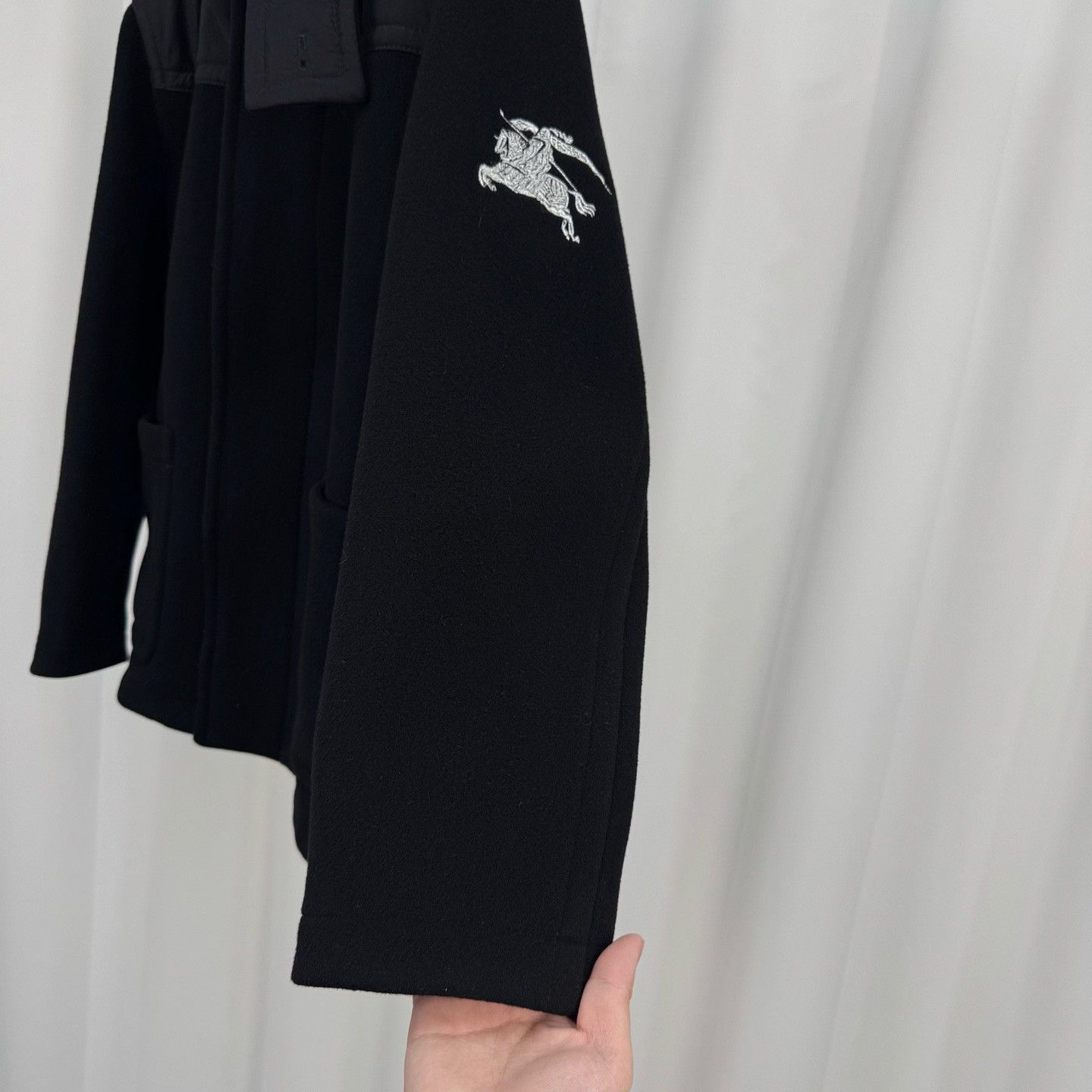 Burberry Burberry Embroidered Horse Wool Hooded Coat XS Size US XS / EU 42 / 0 - 5 Thumbnail