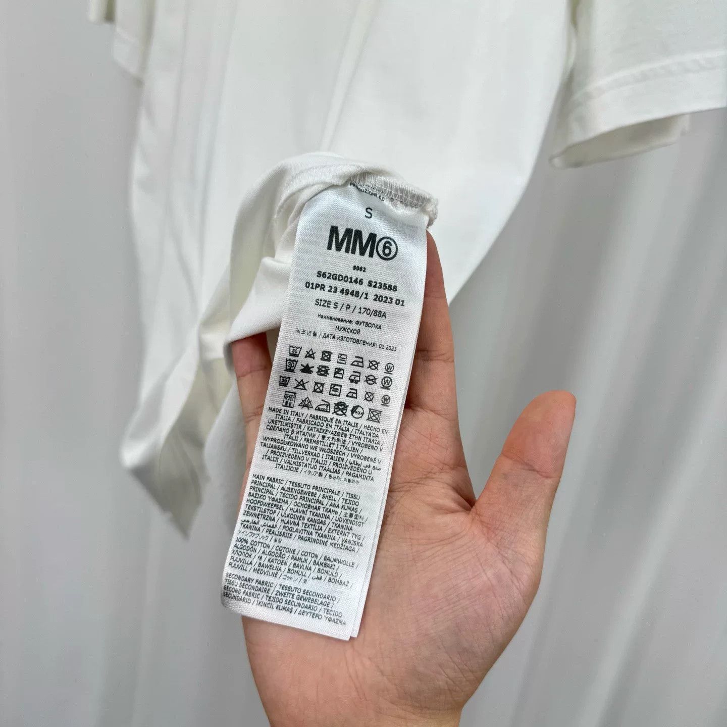 Maison Margiela Maison Margiela MM6 Layered Numeric T-Shirt Size S Size US S / EU 44-46 / 1 - 7 Thumbnail