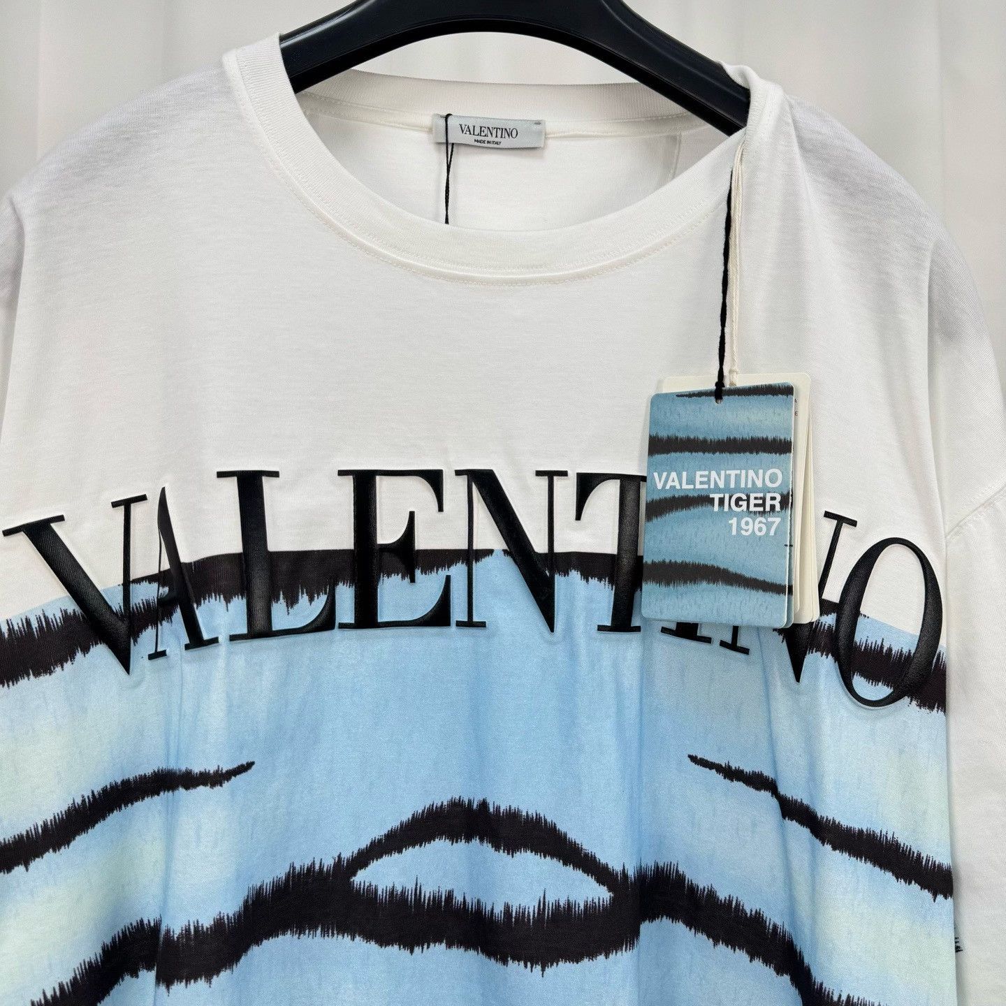 Valentino Valentino Tiger 1967 Graphic T-Shirt Size M Size US M / EU 48-50 / 2 - 4 Thumbnail