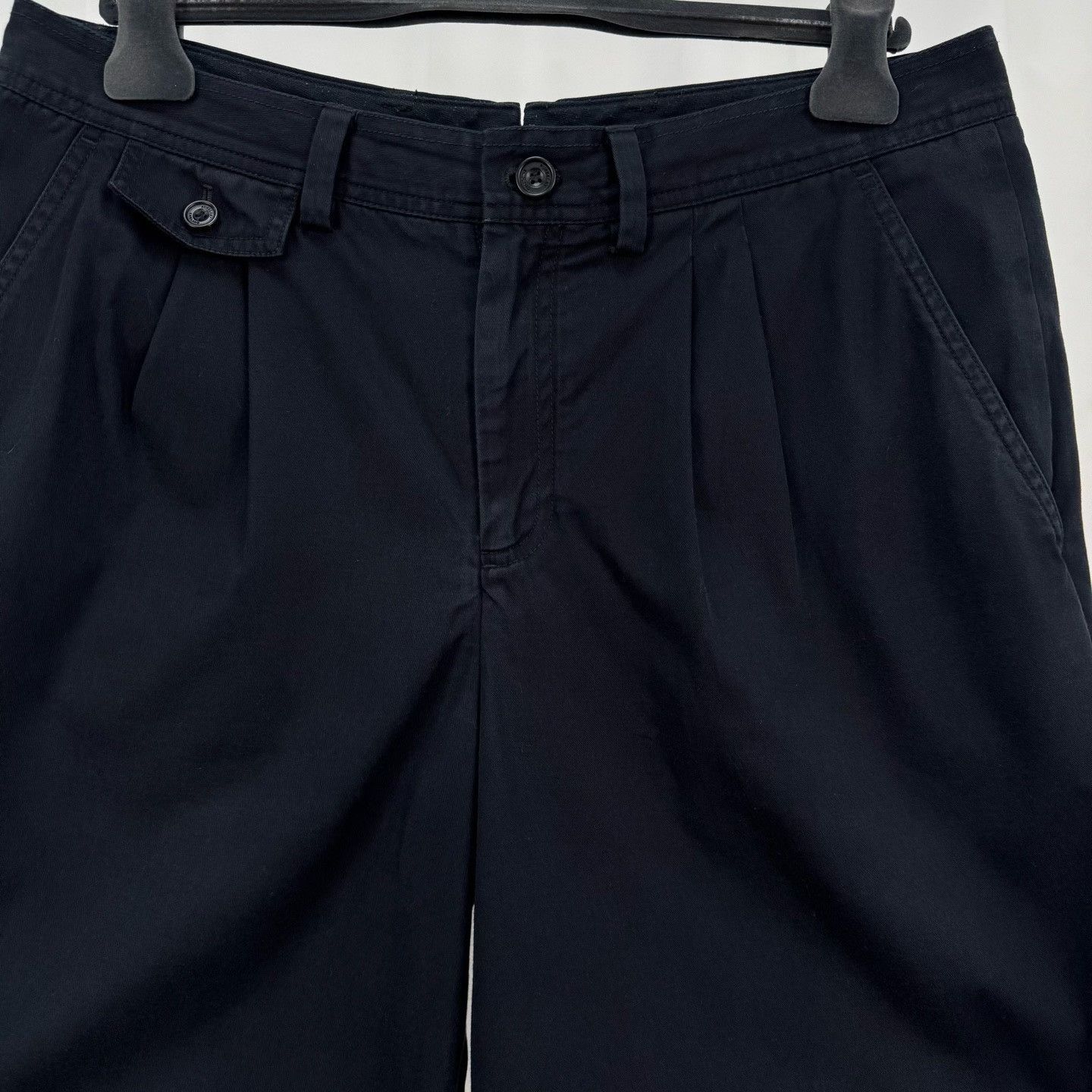 Burberry Burberry Stripe Trim Chino Shorts 50 Size US 34 / EU 50 - 4 Thumbnail