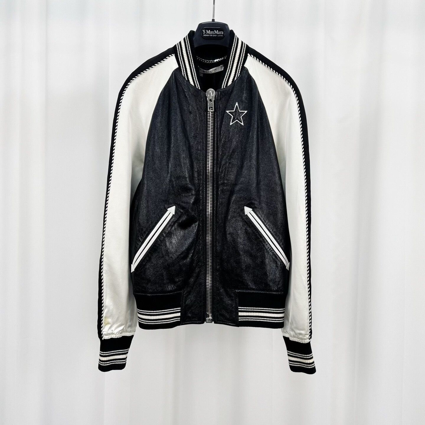 Givenchy Givenchy Star Patch Lambskin Bomber Jacket 48 Size US M / EU 48-50 / 2 - 2 Thumbnail