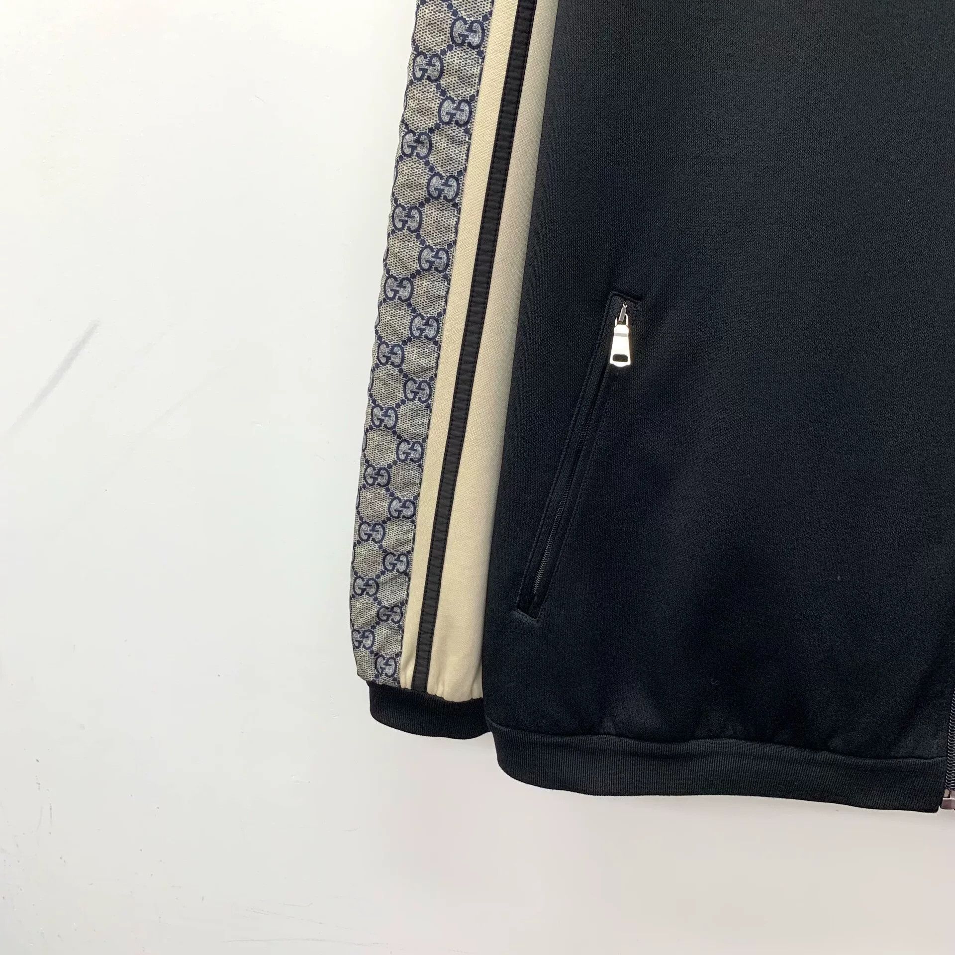 Gucci Gucci GG Monogram Panel Track Jacket Size L Size US L / EU 52-54 / 3 - 5 Thumbnail