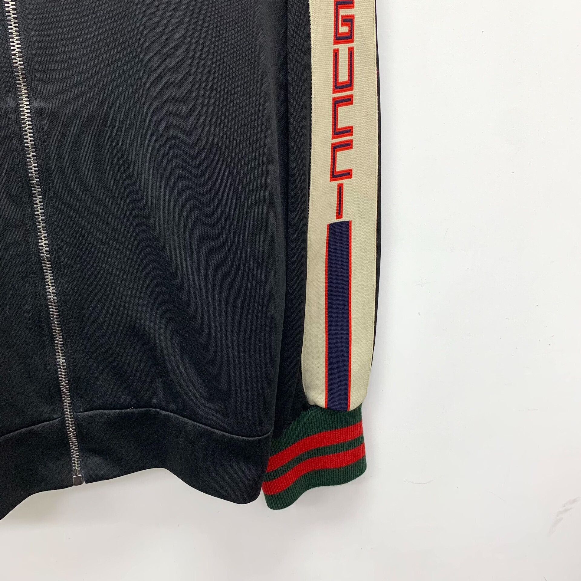 Gucci Gucci Side Stripe Zip-Up Track Jacket Size L Size US L / EU 52-54 / 3 - 5 Thumbnail