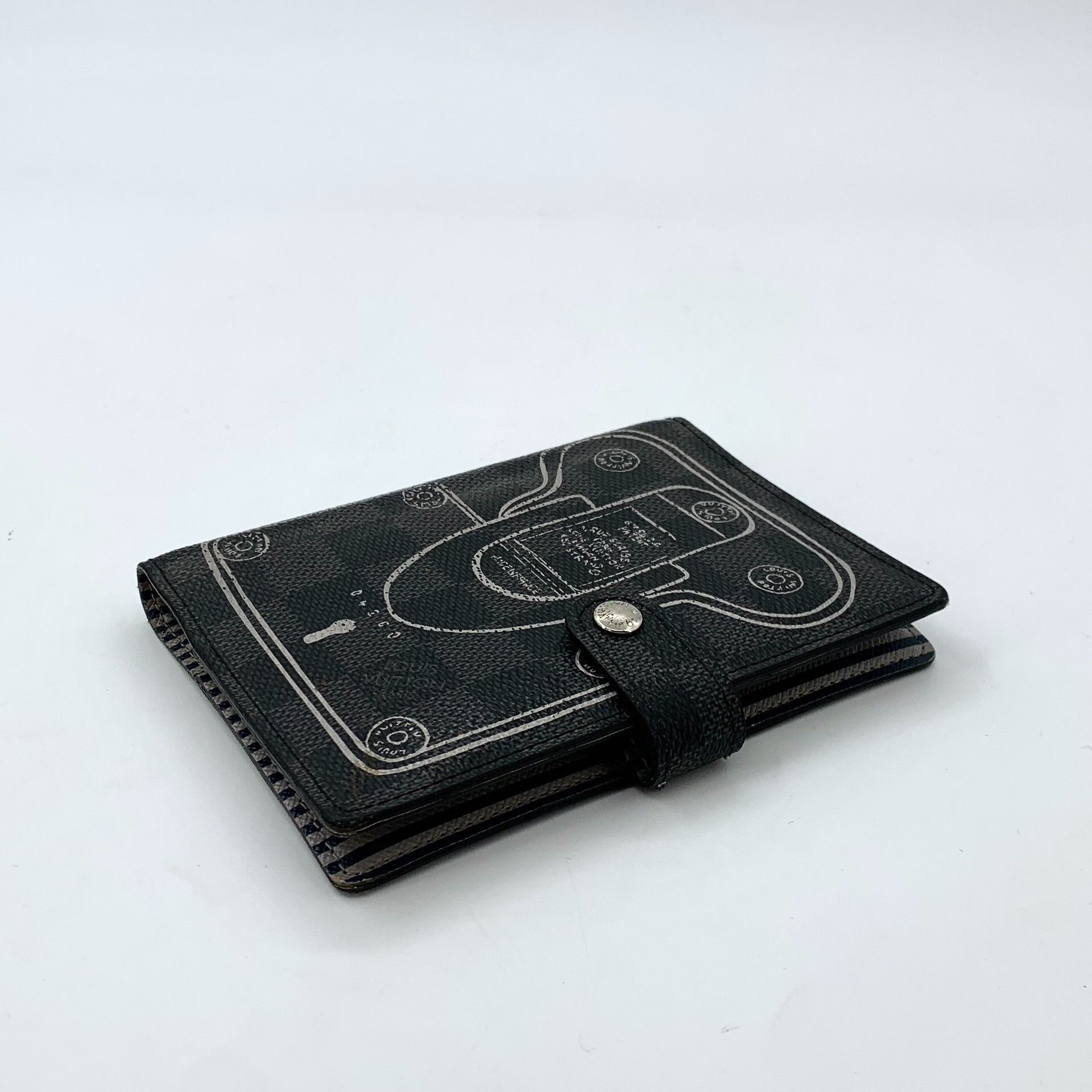 Louis Vuitton Louis Vuitton Damier Graphite Trunk Agenda Cover ONE SIZE Size ONE SIZE - 7 Thumbnail