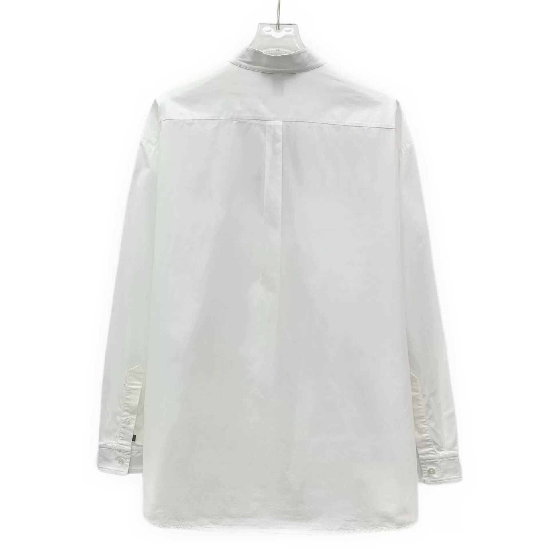 Louis Vuitton Louis Vuitton Embroidered Logo Shirt 42 Size US L / EU 52-54 / 3 - 3 Thumbnail