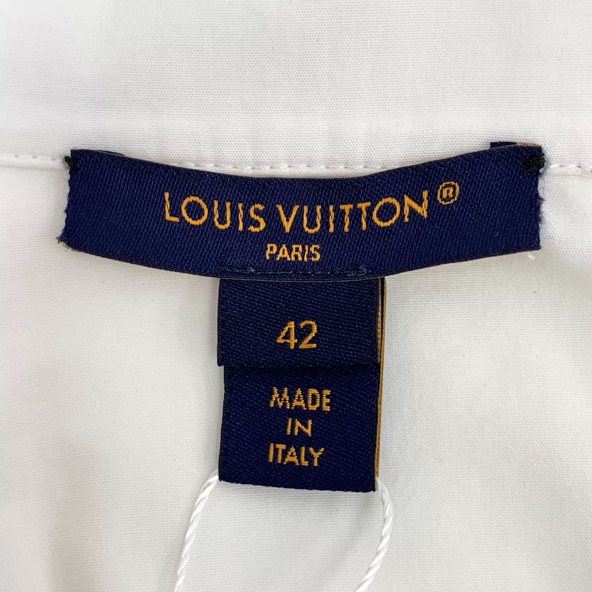 Louis Vuitton Louis Vuitton Embroidered Logo Shirt 42 Size US L / EU 52-54 / 3 - 7 Thumbnail