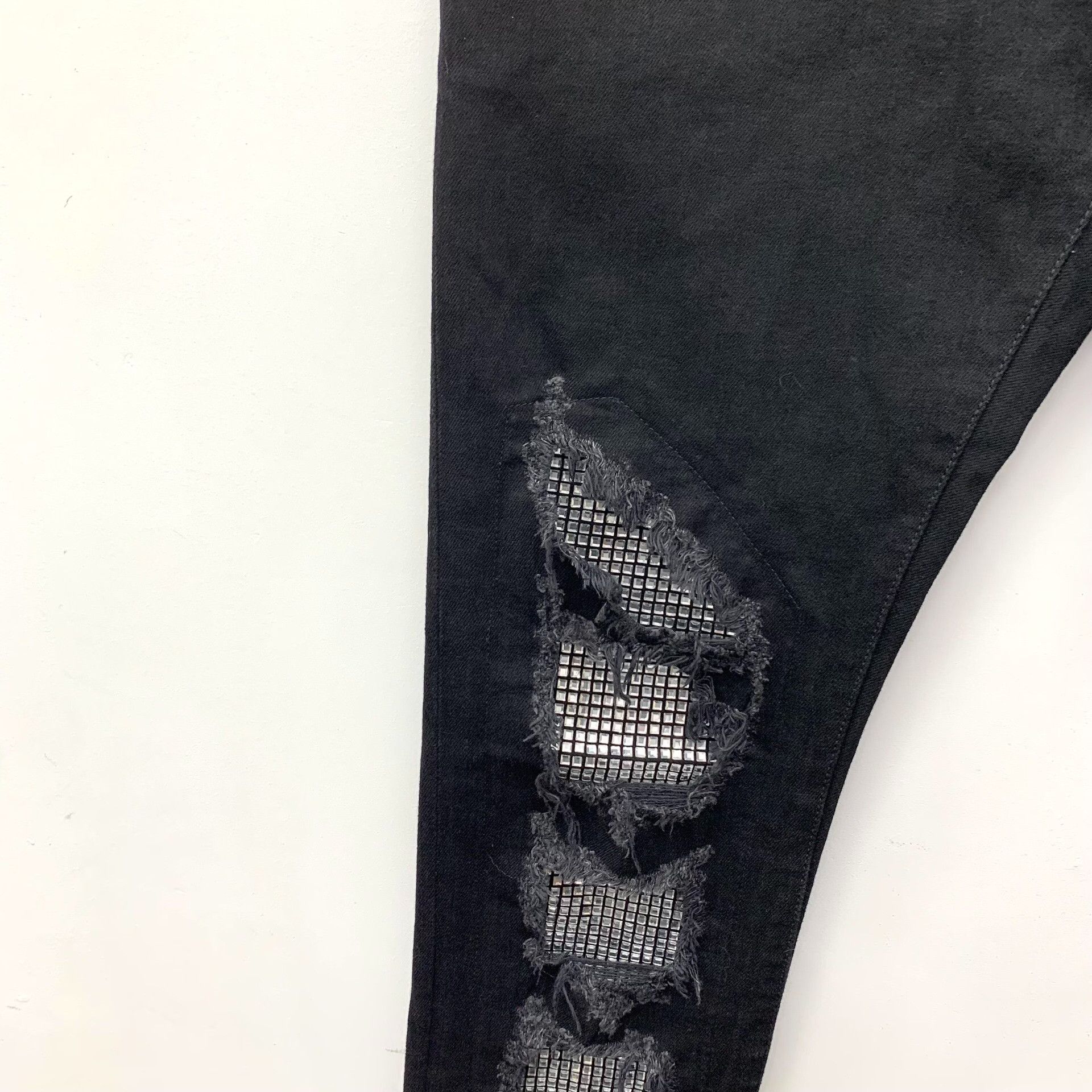 Balmain Balmain Distressed Rhinestone Slim Jeans 31 Size US 31 - 5 Thumbnail