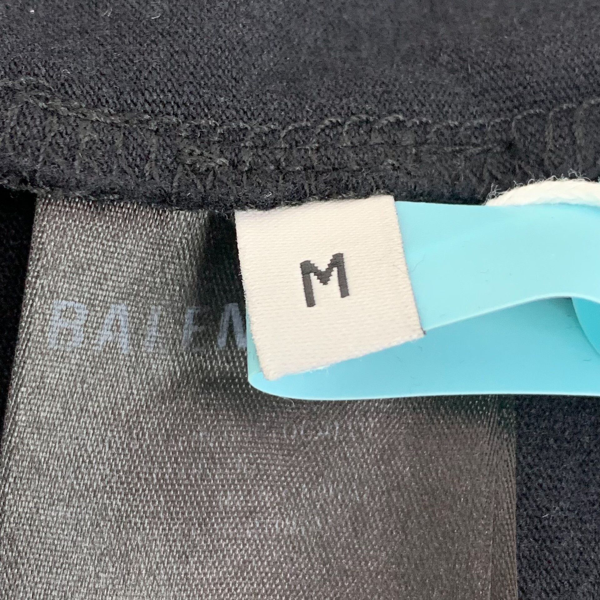 Balenciaga Balenciaga Rainbow Logo Embroidered T-Shirt M Size US M / EU 48-50 / 2 - 7 Thumbnail