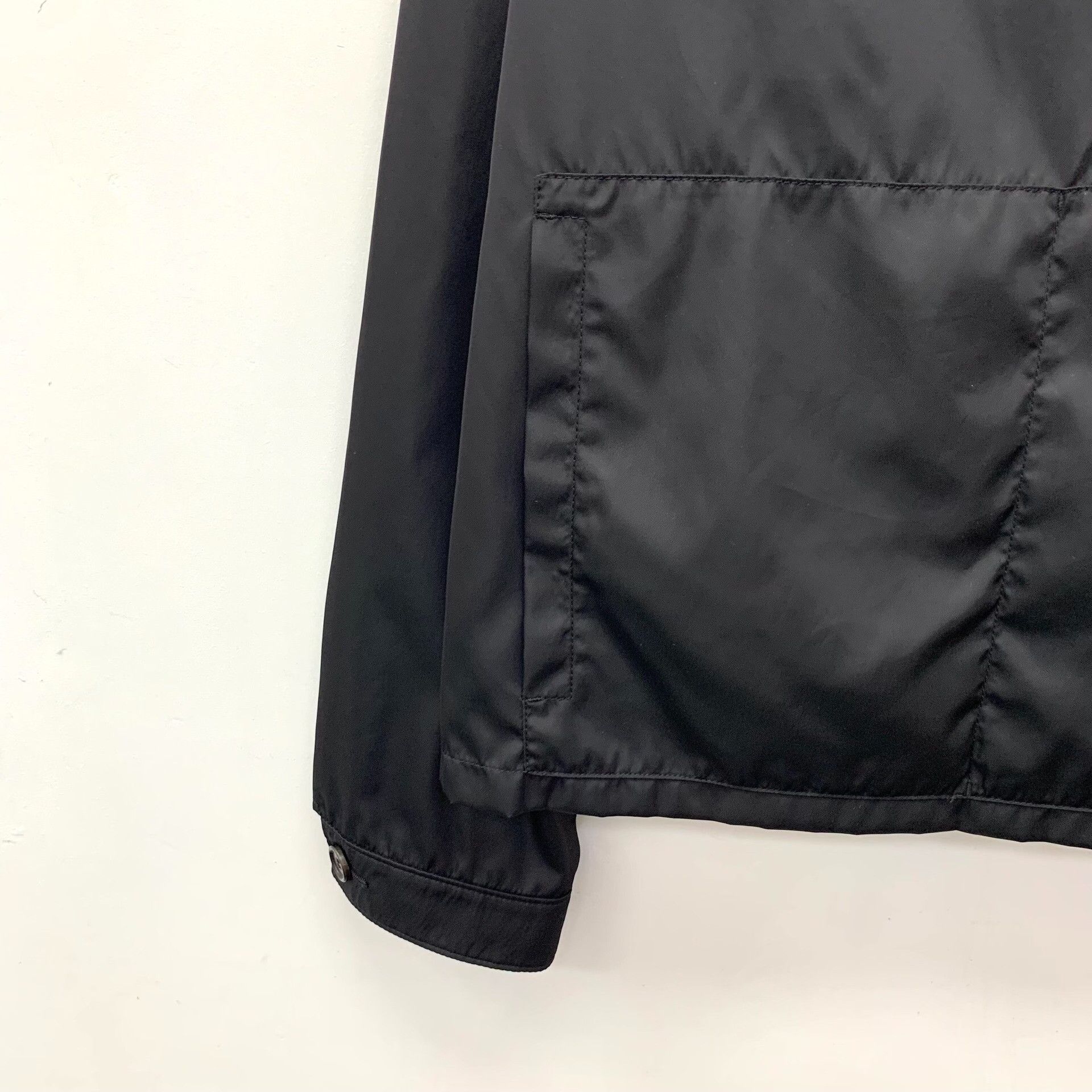 Prada Prada Triangle Logo Nylon Jacket Size 48 Size US M / EU 48-50 / 2 - 5 Thumbnail