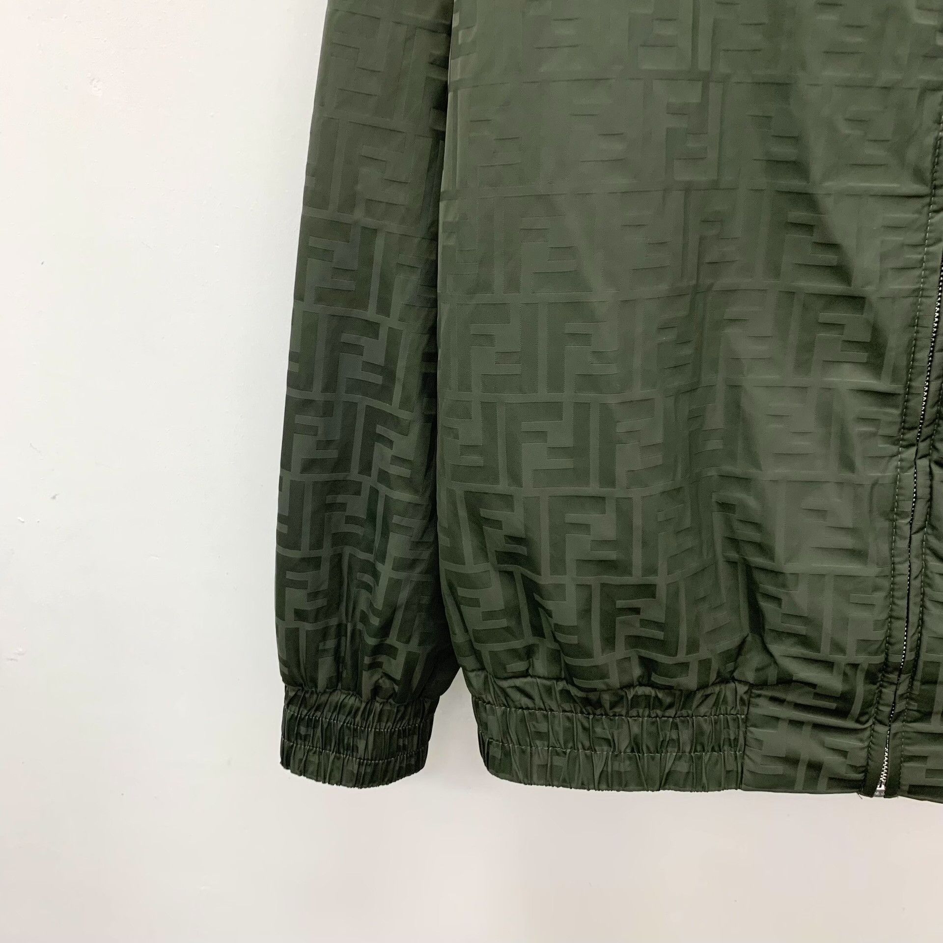 Fendi Fendi FF Monogram Embossed Zip-Up Jacket IT 44 Size US S / EU 44-46 / 1 - 5 Thumbnail