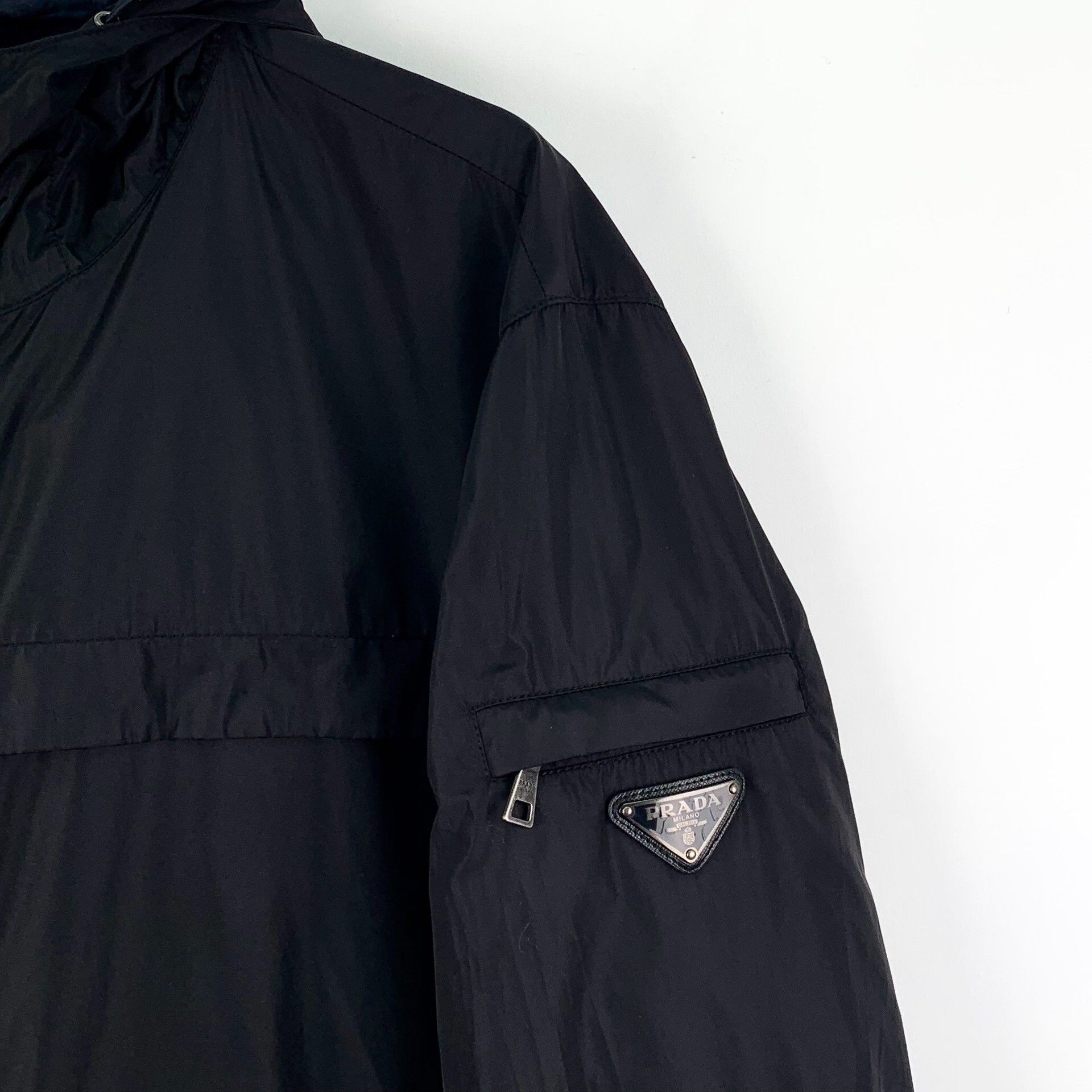 Prada Prada Triangle Logo Hooded Zip-Up Jacket Size 52 Size US L / EU 52-54 / 3 - 4 Thumbnail