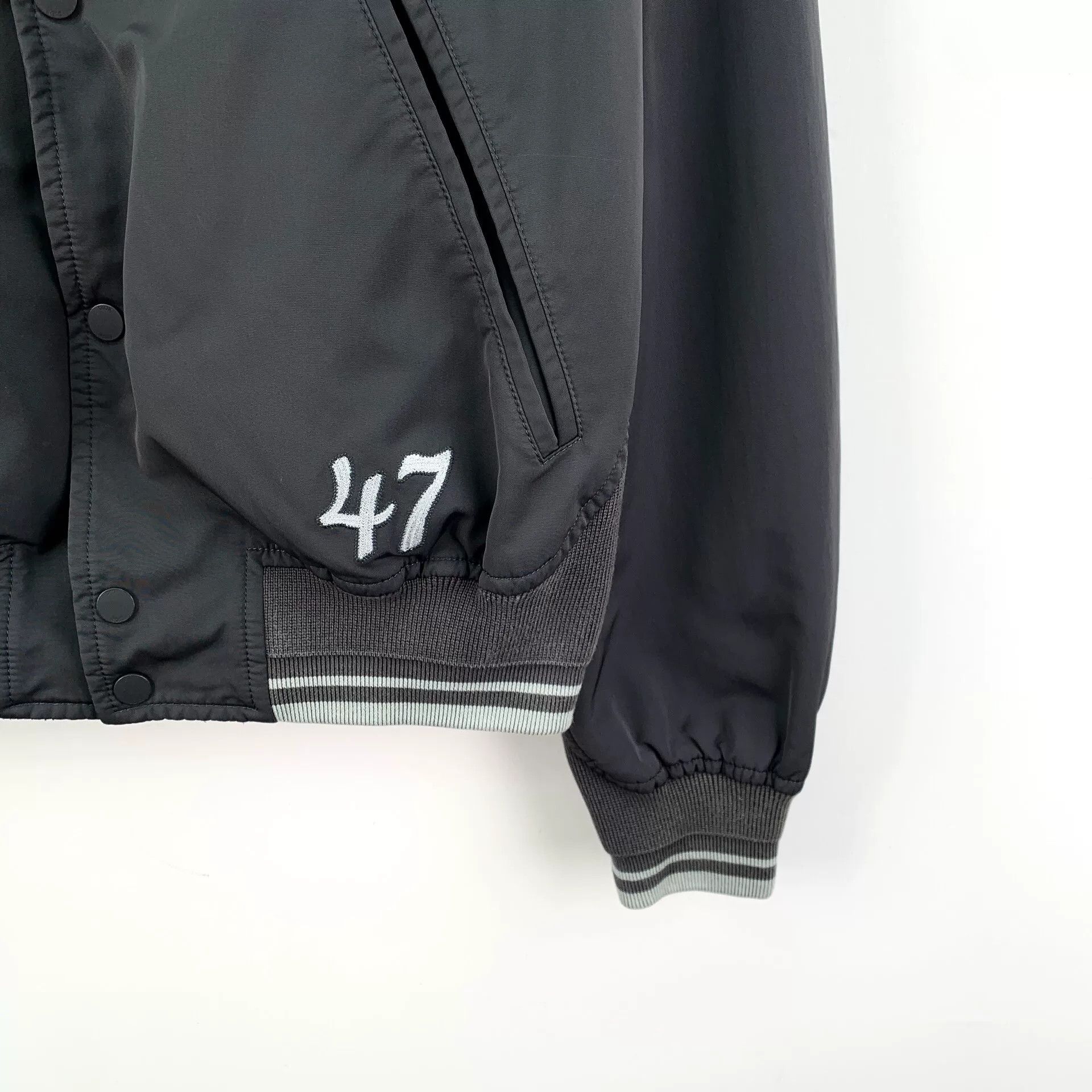 Dior Dior Atelier Embroidery Bomber Jacket 46 Size US S / EU 44-46 / 1 - 6 Thumbnail
