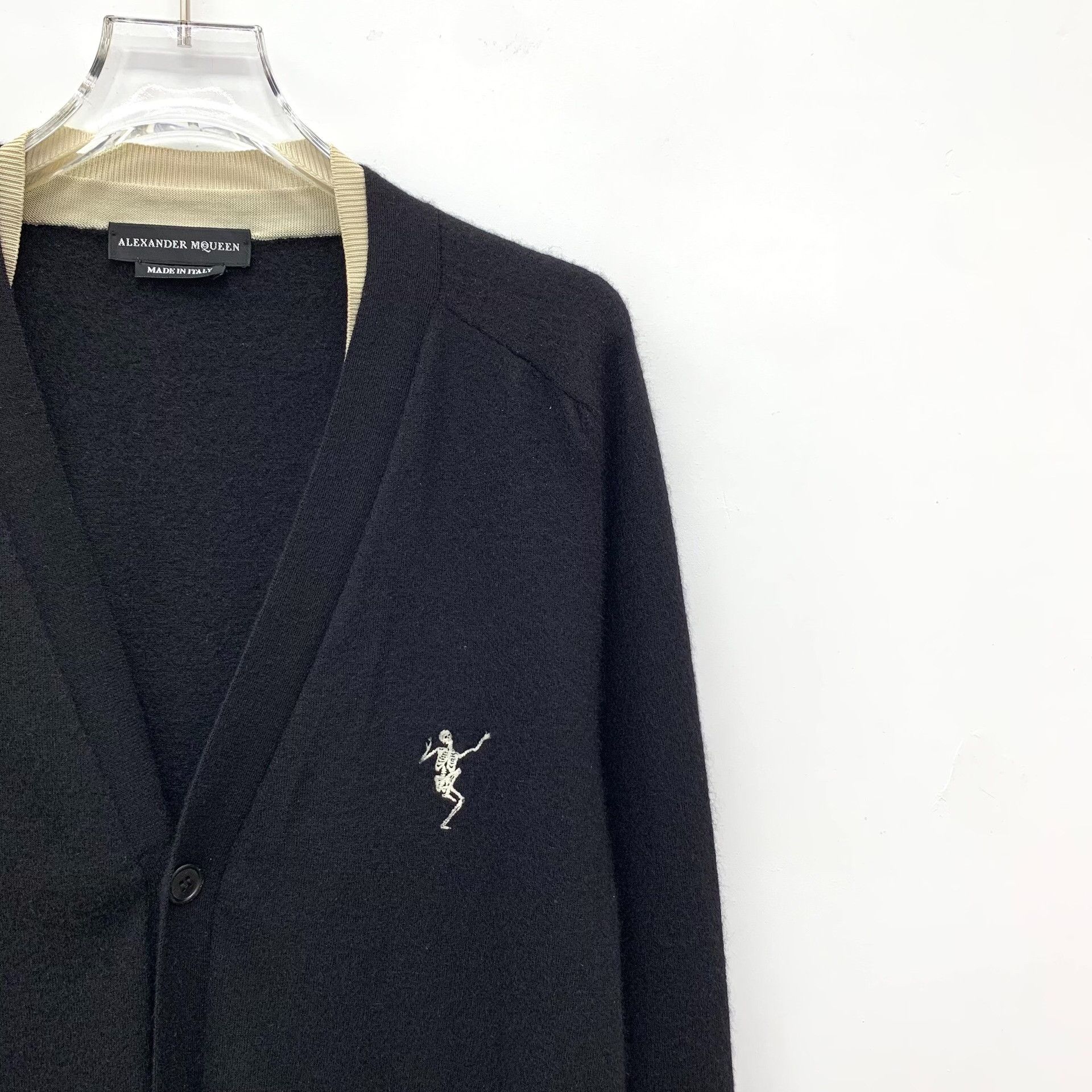 Alexander McQueen Alexander McQueen Skeleton Cashmere Cardigan XL Size US XL / EU 56 / 4 - 4 Thumbnail