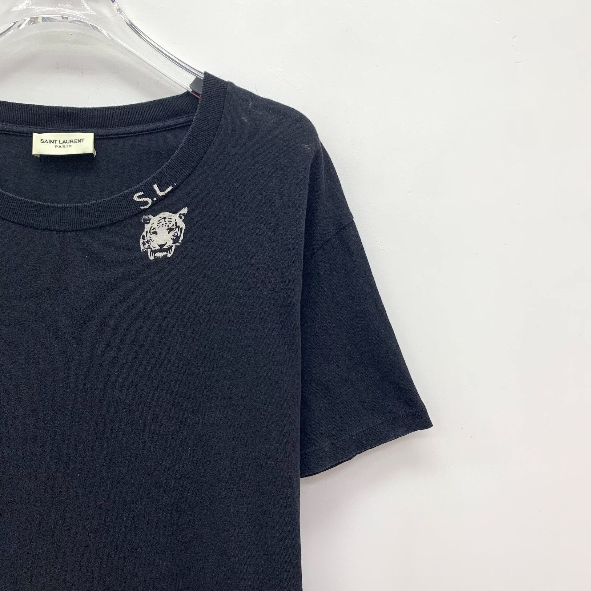 Saint Laurent Paris Saint Laurent Tiger Print Logo T-Shirt Size M Size US M / EU 48-50 / 2 - 4 Thumbnail