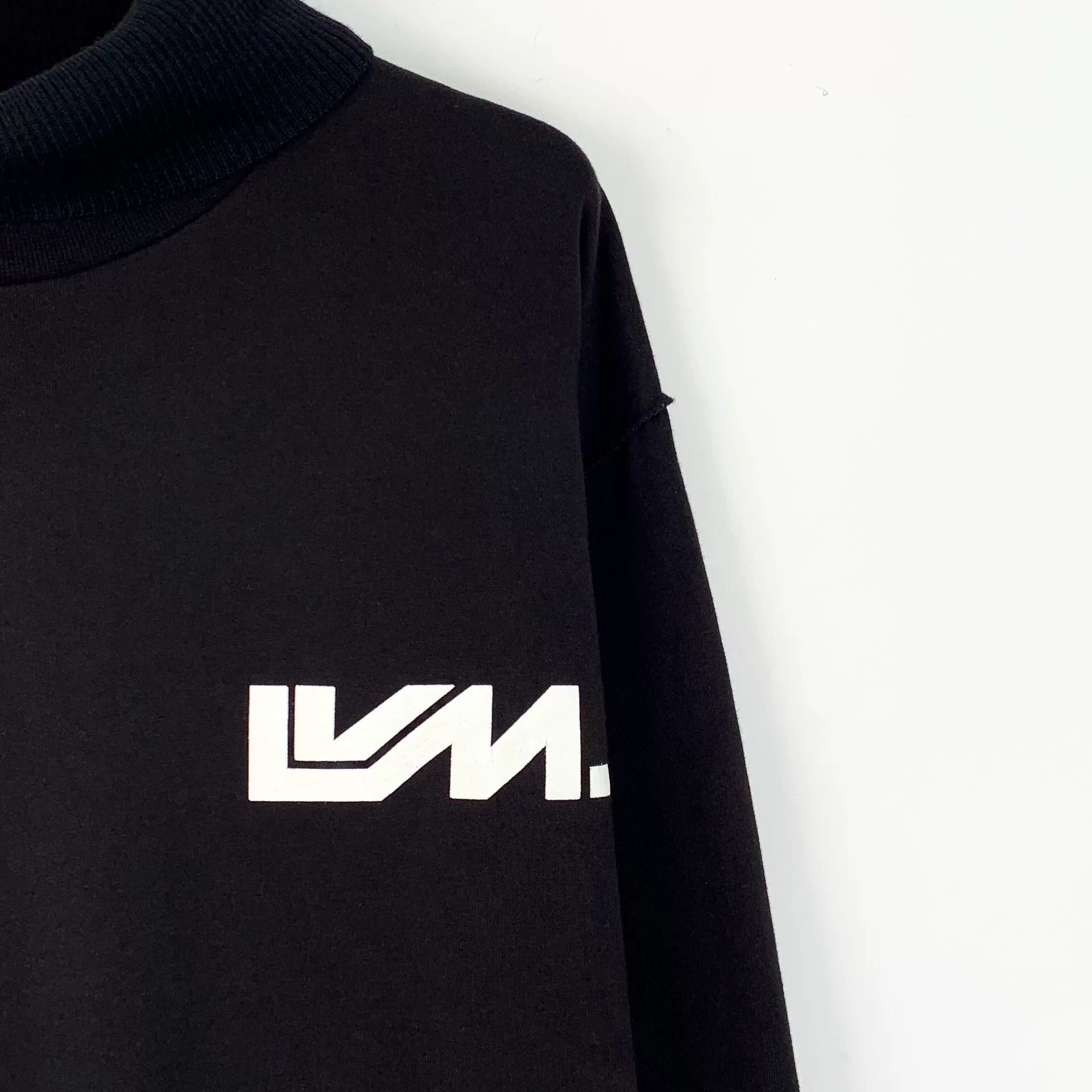 Louis Vuitton Louis Vuitton Mock Neck I Have A Dream Sweatshirt L Size US L / EU 52-54 / 3 - 4 Thumbnail