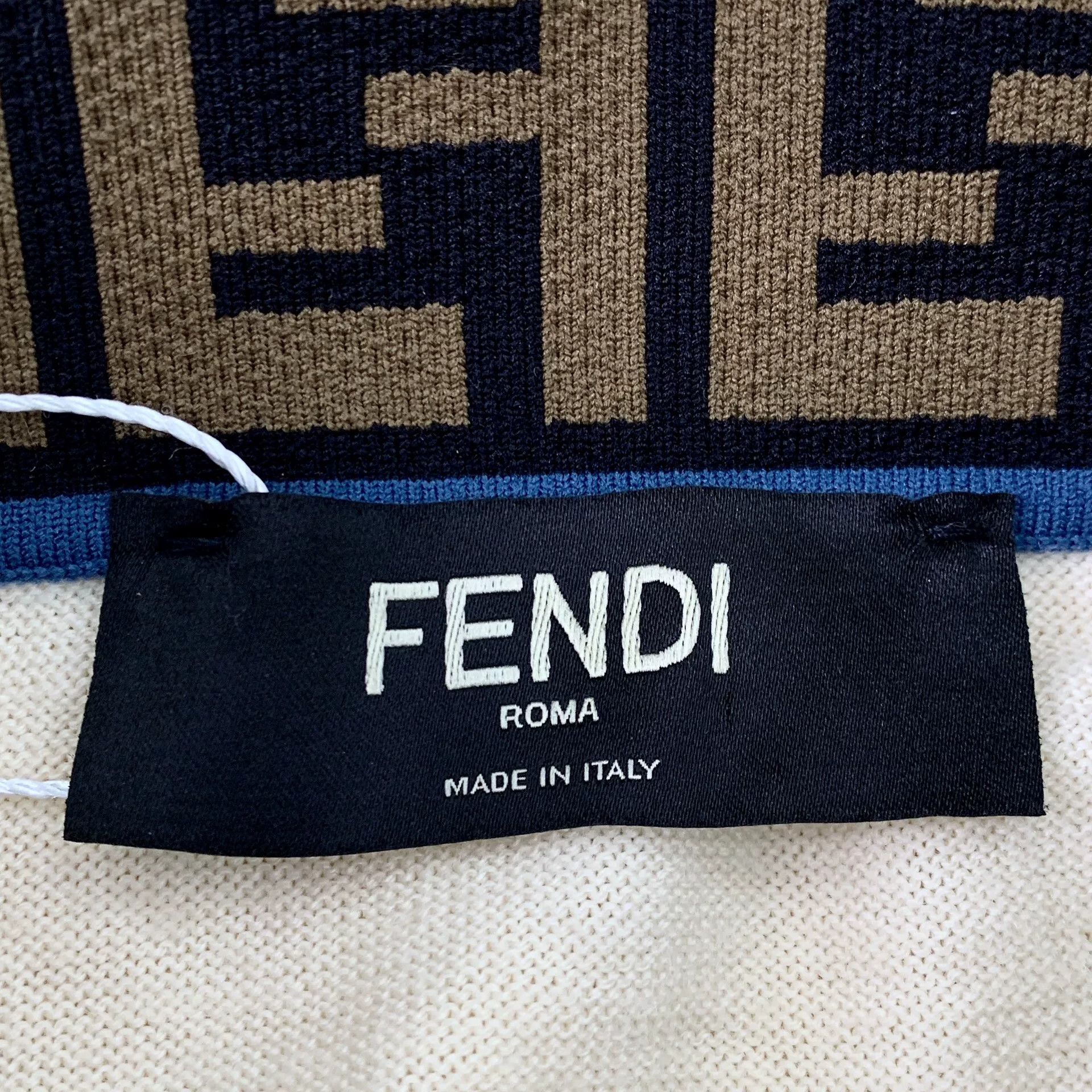 Fendi Fendi FF Logo Mock Neck Sweater 48 Size US M / EU 48-50 / 2 - 6 Thumbnail